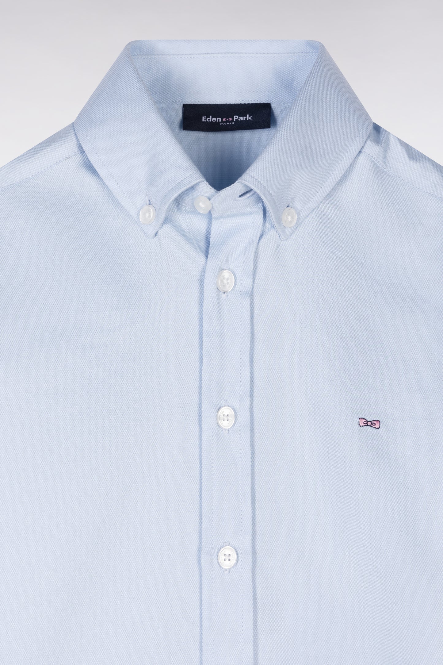 Straight short-sleeved sky blue cotton shirt