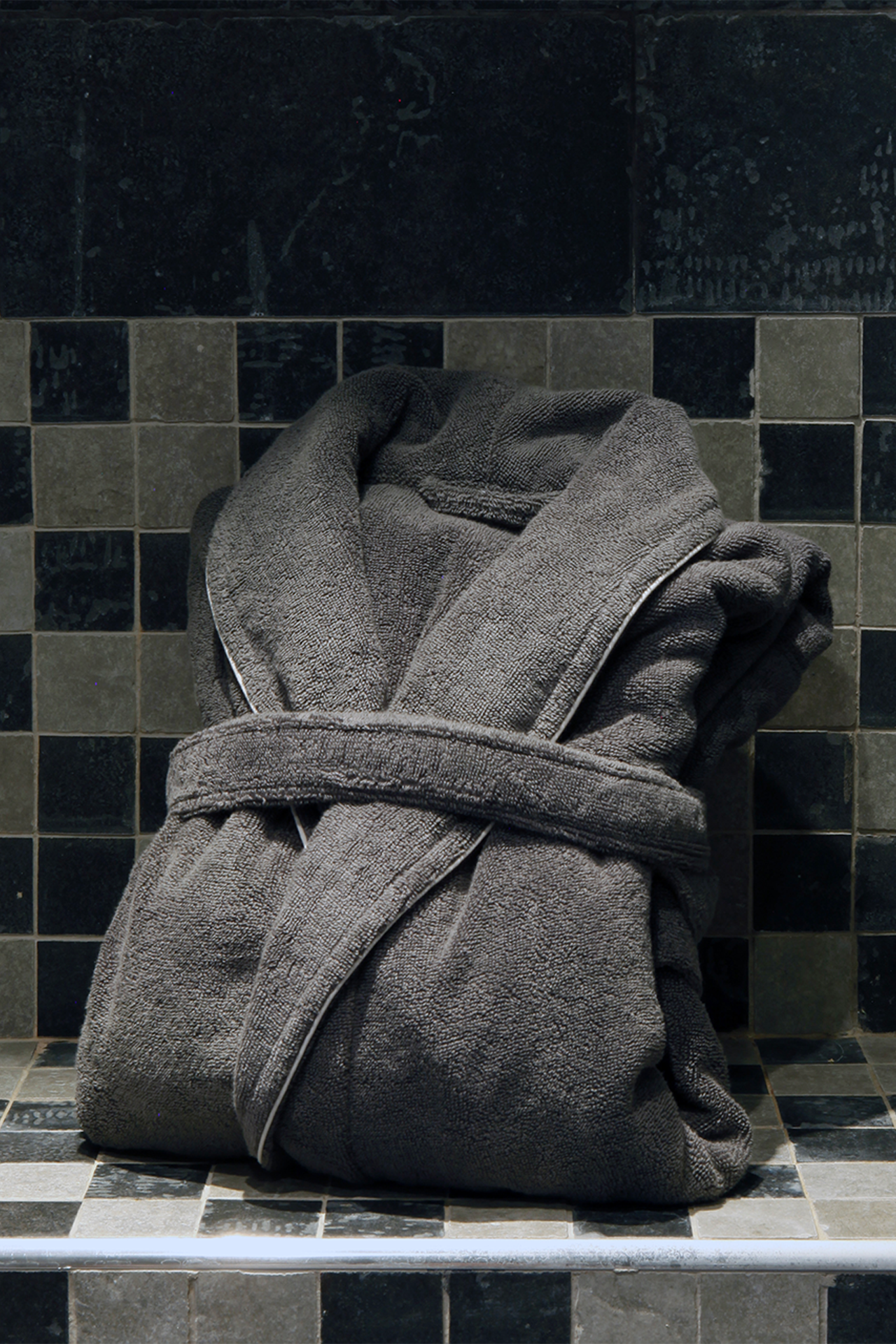 Grey dressing gown - Main Image