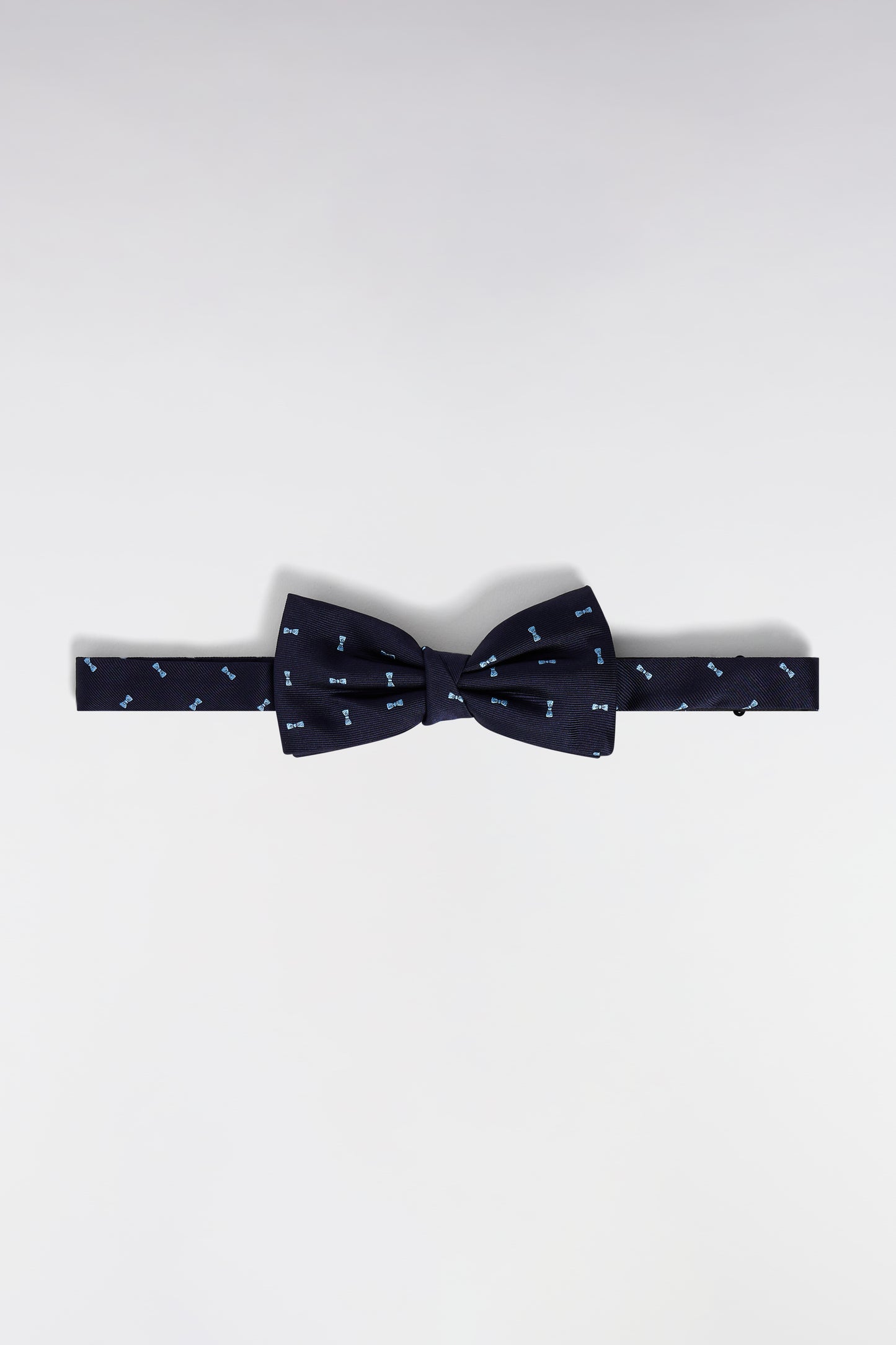 Navy silk bow tie with sky blue micropatterned bow ties