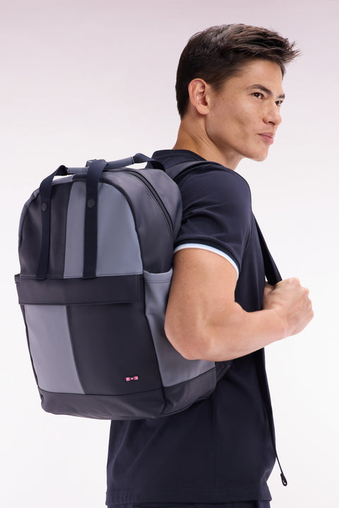 Sac à dos coupé-cousu en gomme marine et gris - Image 1