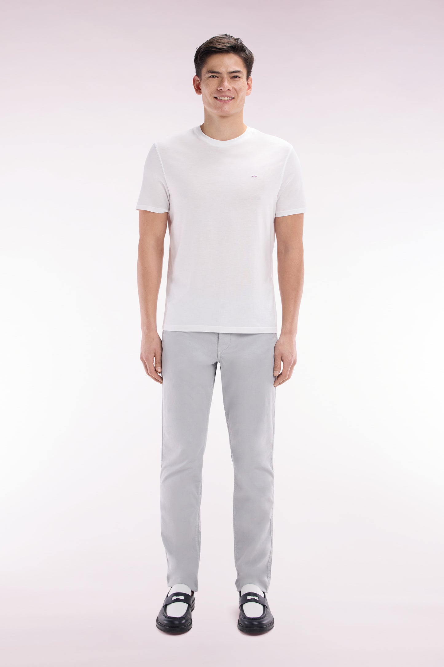 Grey straight-cut stretch cotton pleat-free chinos