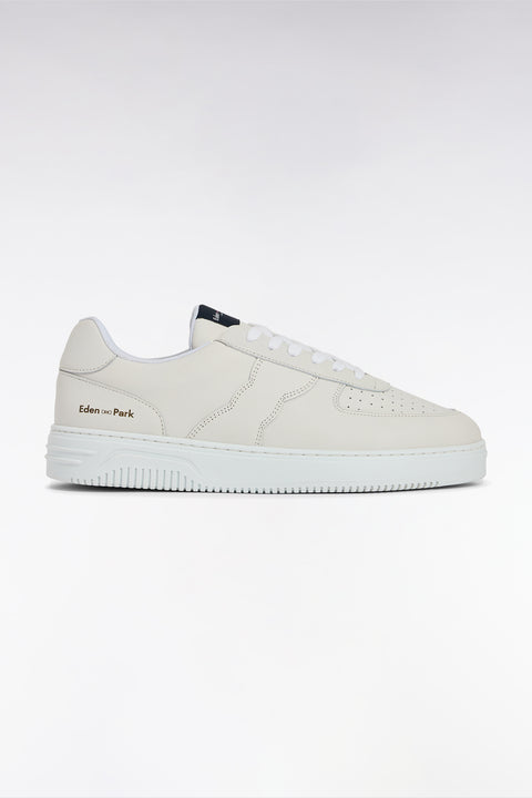 Sneakers en cuir perforé blanches - Image 1