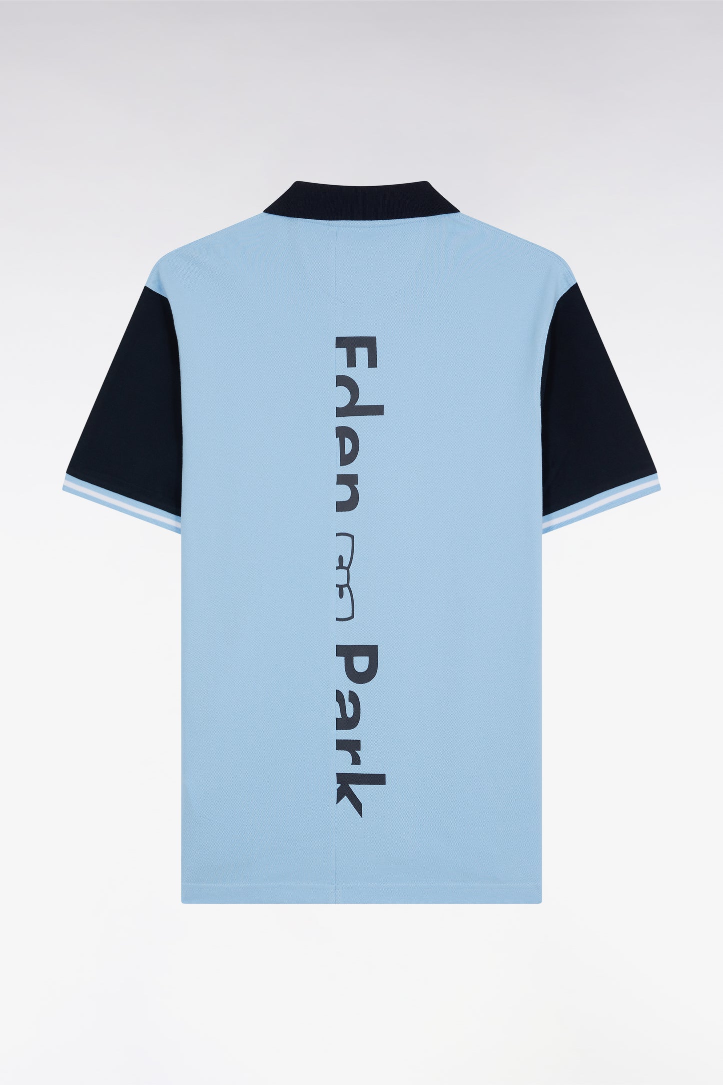 Relaxed-fit short-sleeved sky blue cotton piqué polo shirt with Eden Park back jacquard lettering