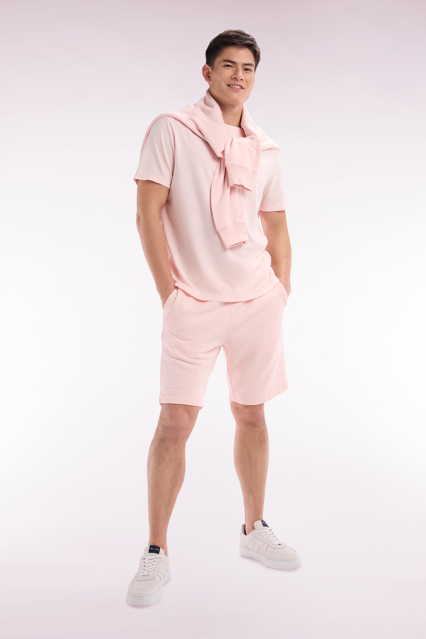 Short en molleton coton rose pâle coupe décontractée