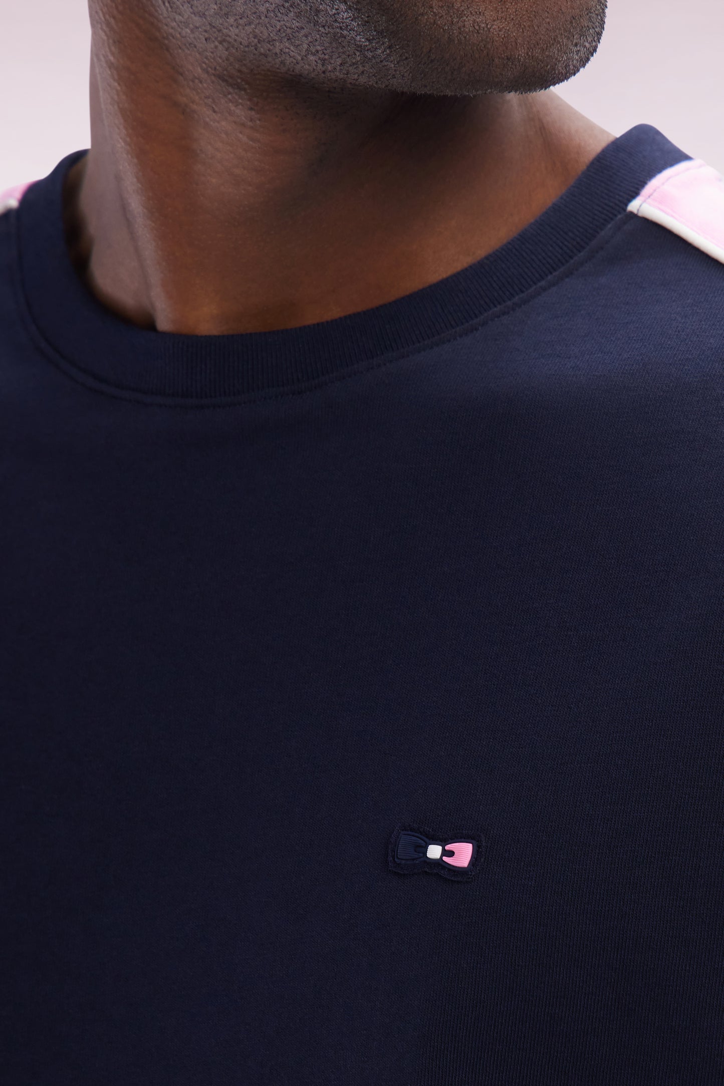 Straight-fit navy cotton T-shirt with back embroidery and cutouts