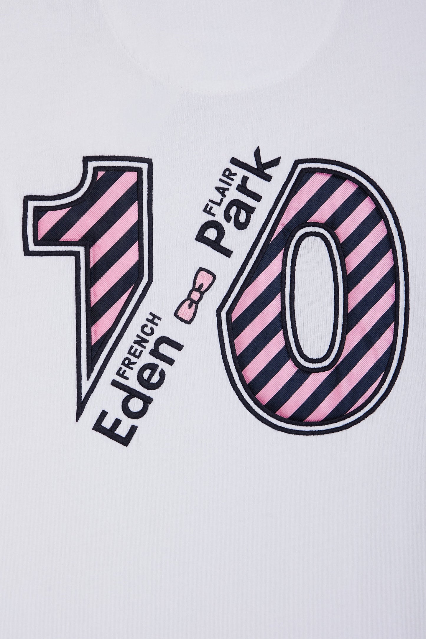 Straight-fit colorblock T-shirt in white cotton with 10 embroidery