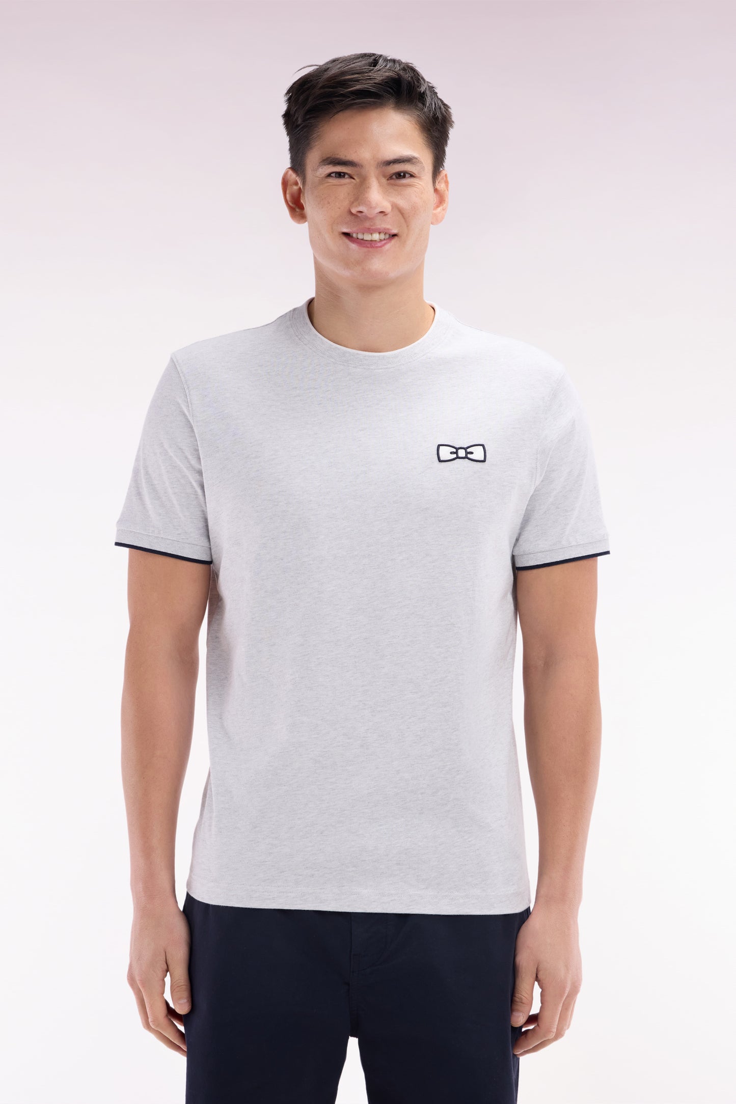 Grey cotton T-shirt with bow-tie embroidery, relaxed fit