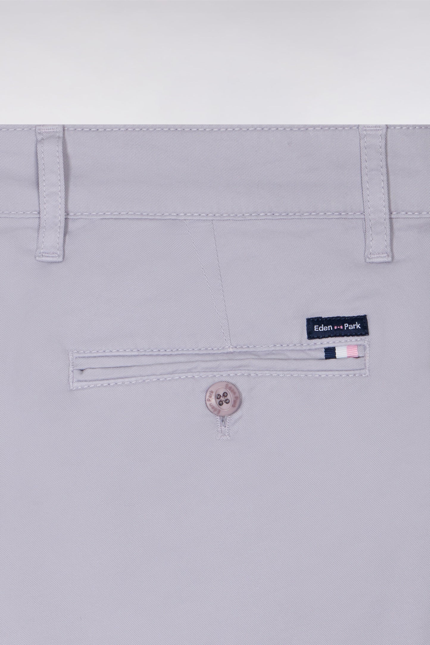 Pantalon chino regular en coton stretch gris