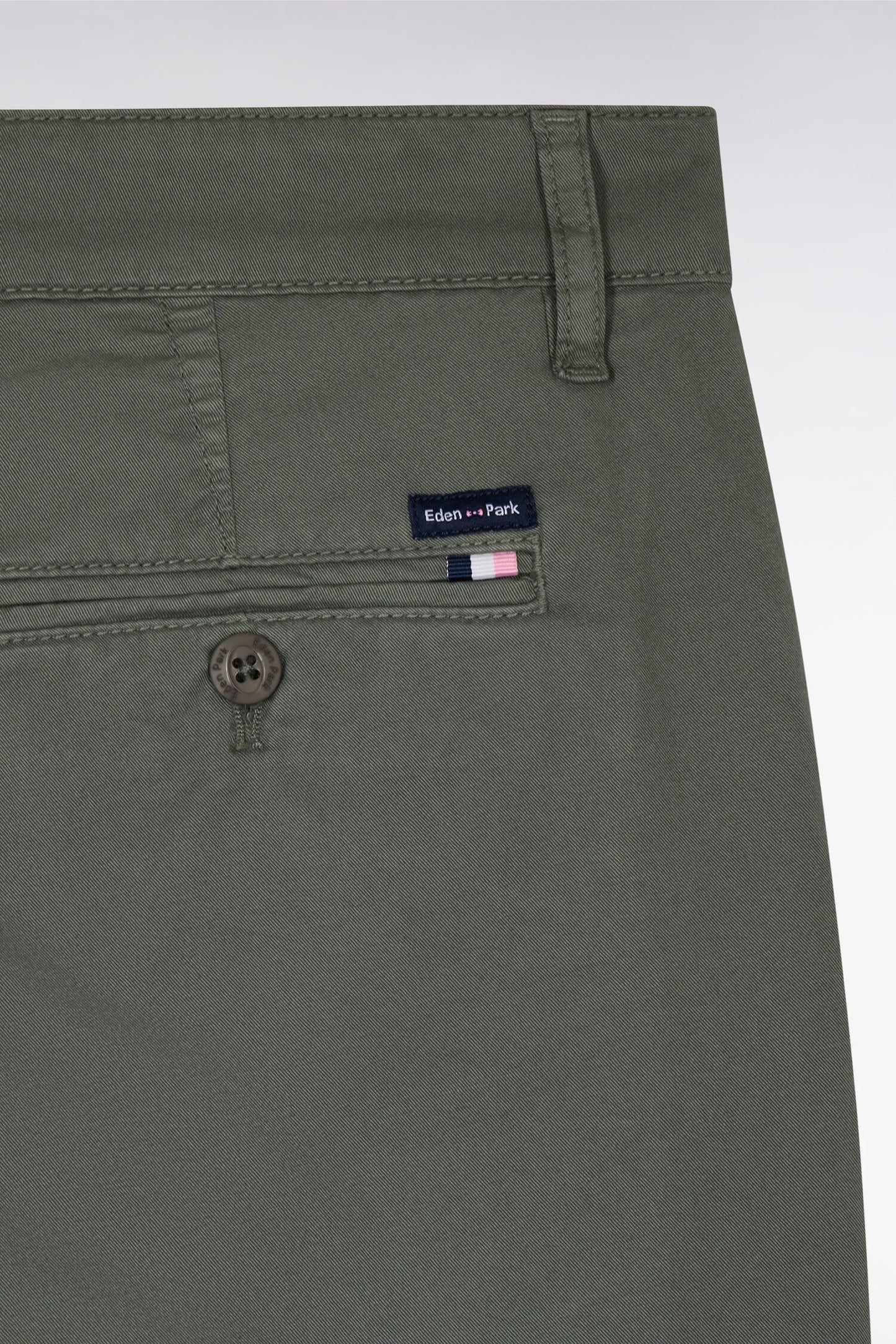 Bermuda chino en gabardine stretch kaki