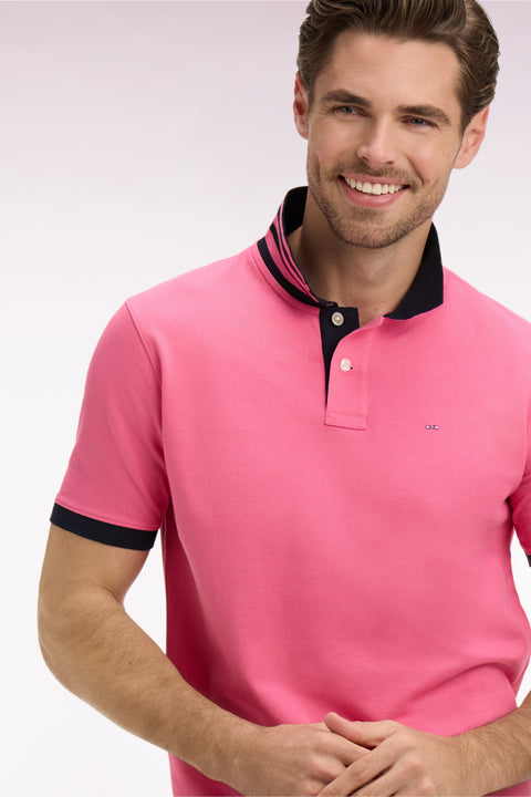 Polo manches courtes en piqué coton rose dessous de col rayé coupe slim - Image 1