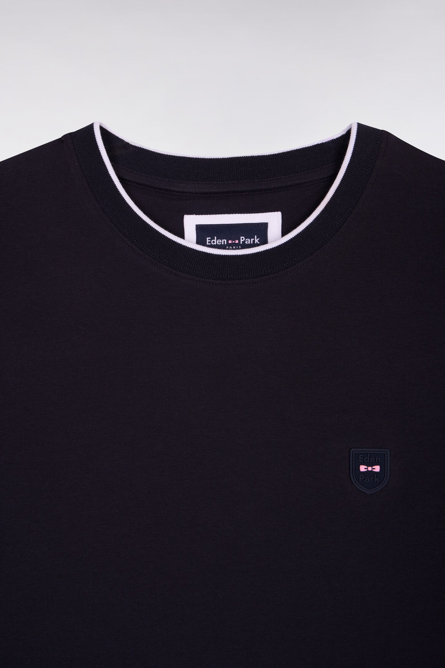 Short-sleeved black stretch cotton cut-out slim-fit T-shirt