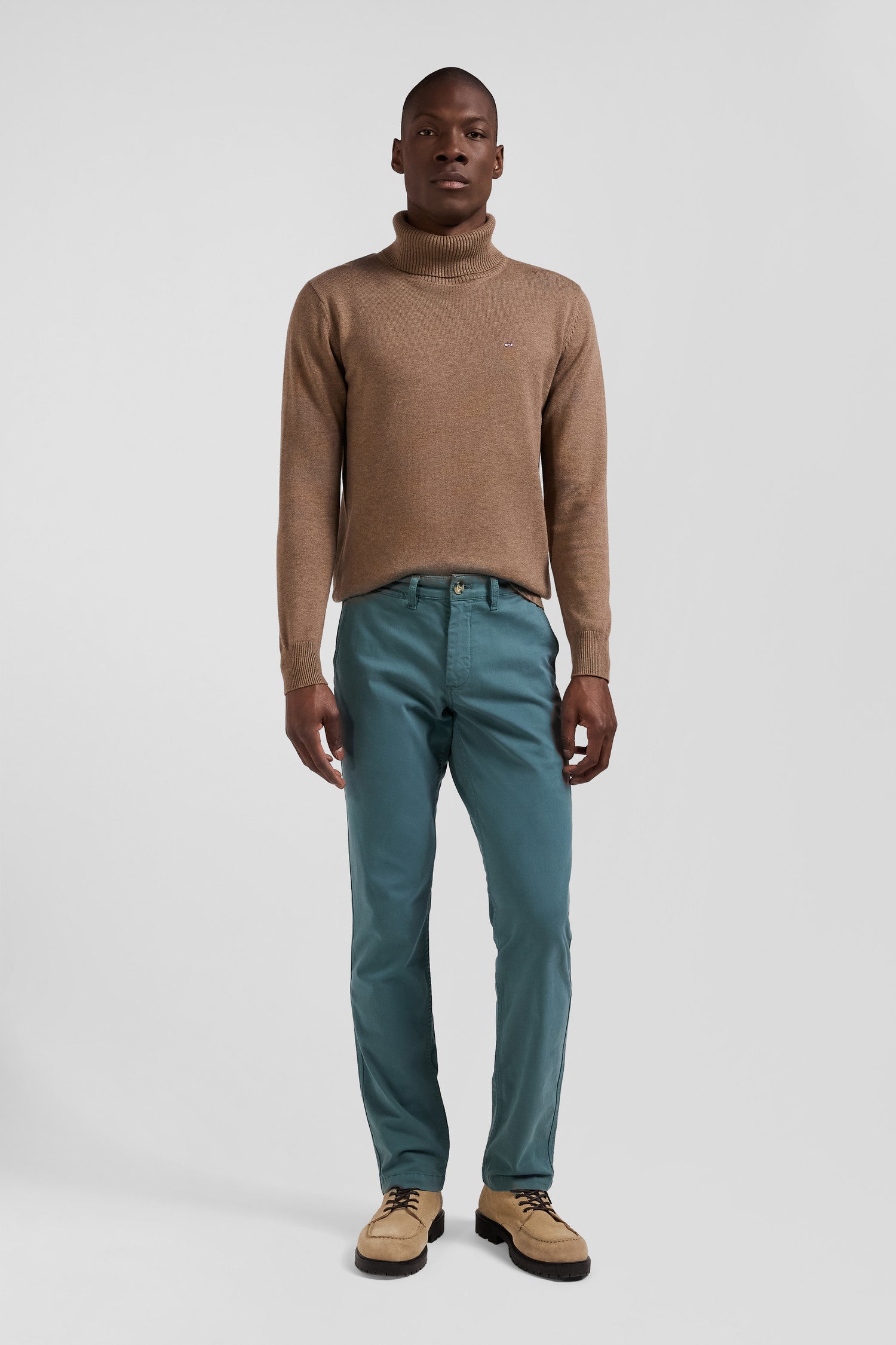 Pantalon chino vert en gabardine de coton stretch coupe Regular Eden Park
