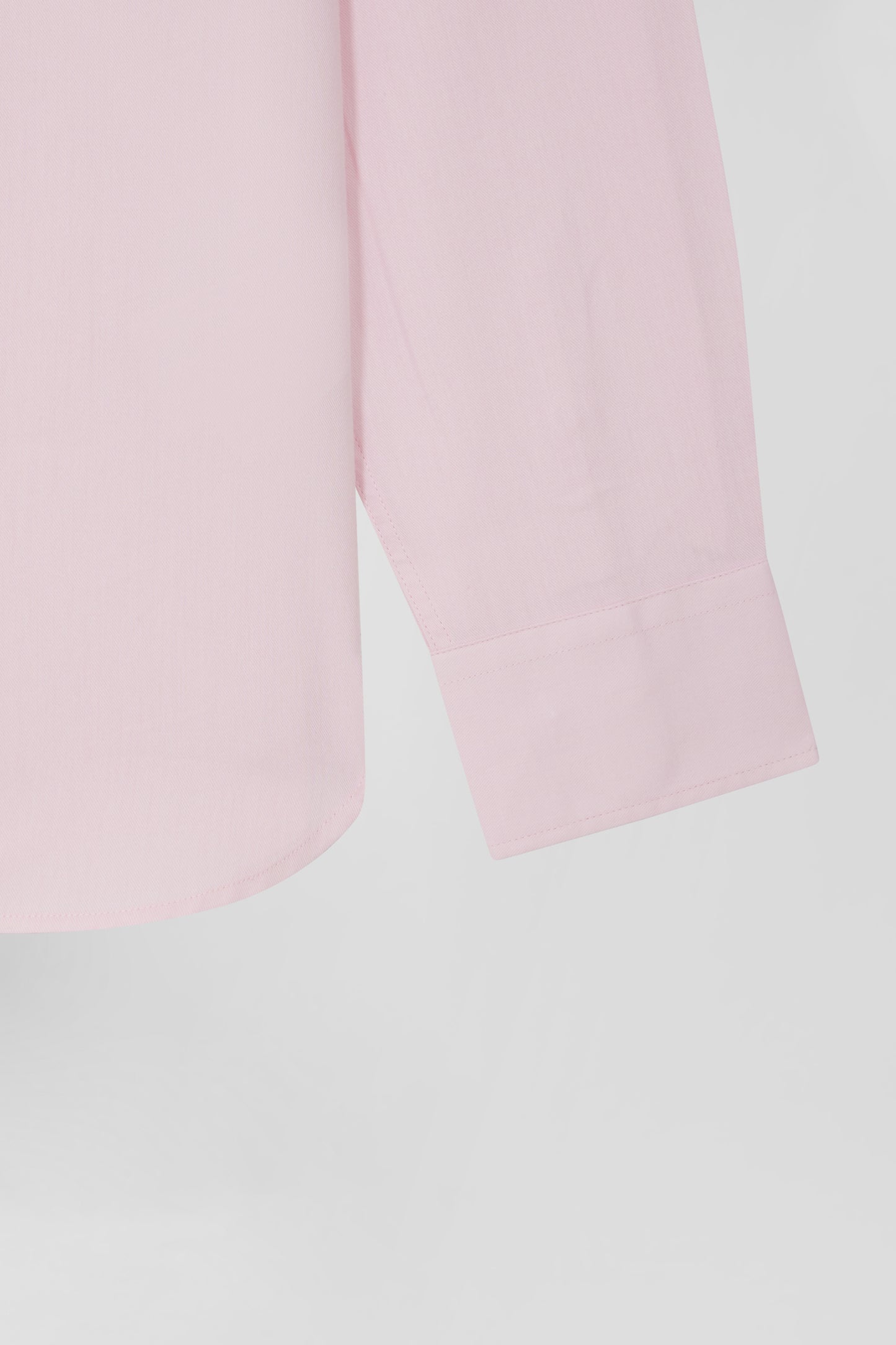 Regular plain pink cotton twill shirt with button-down collar