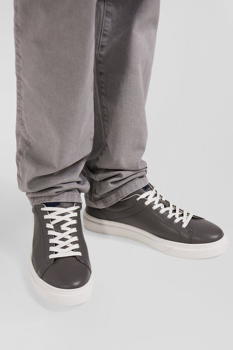 Anthracite grey low-top leather sneakers - Image 2