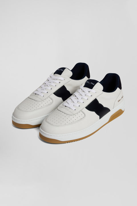 White low-top leather sneakers with navy blue cut-out - Image 3
