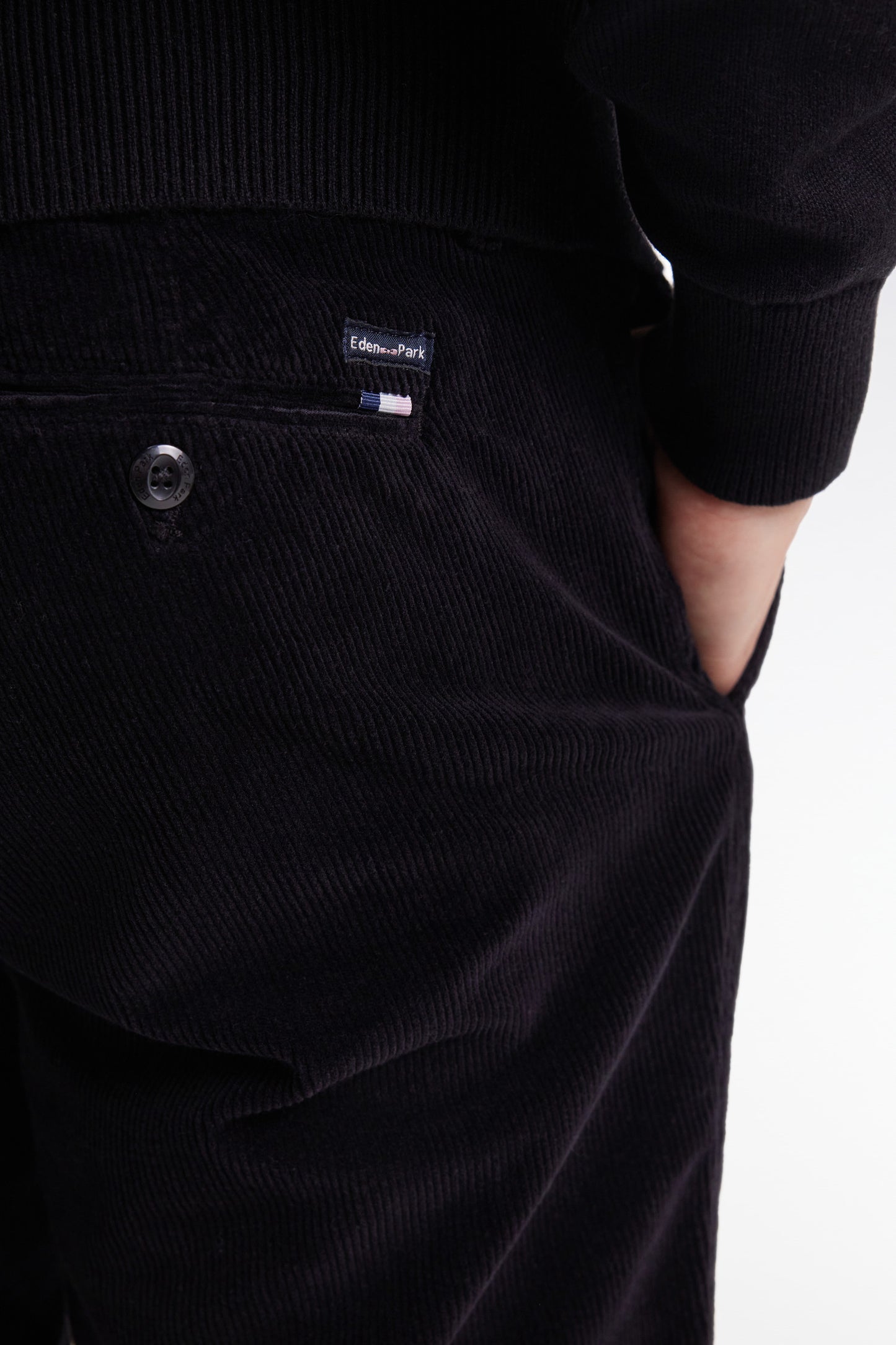 Pantalon chino sans plis en velours stretch noir
