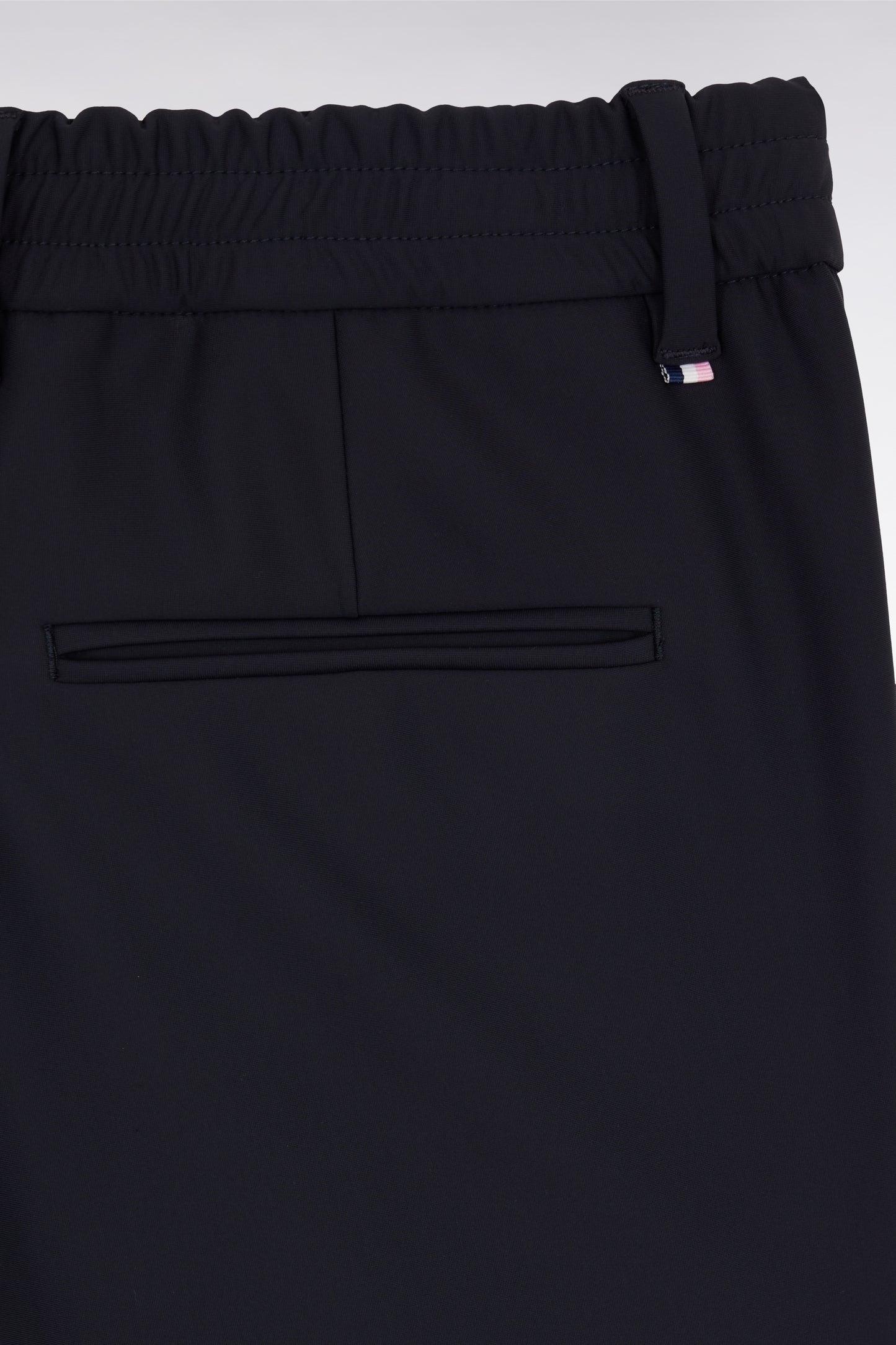 Pantalon à taille élastique en jersey technique marine coupe Modern