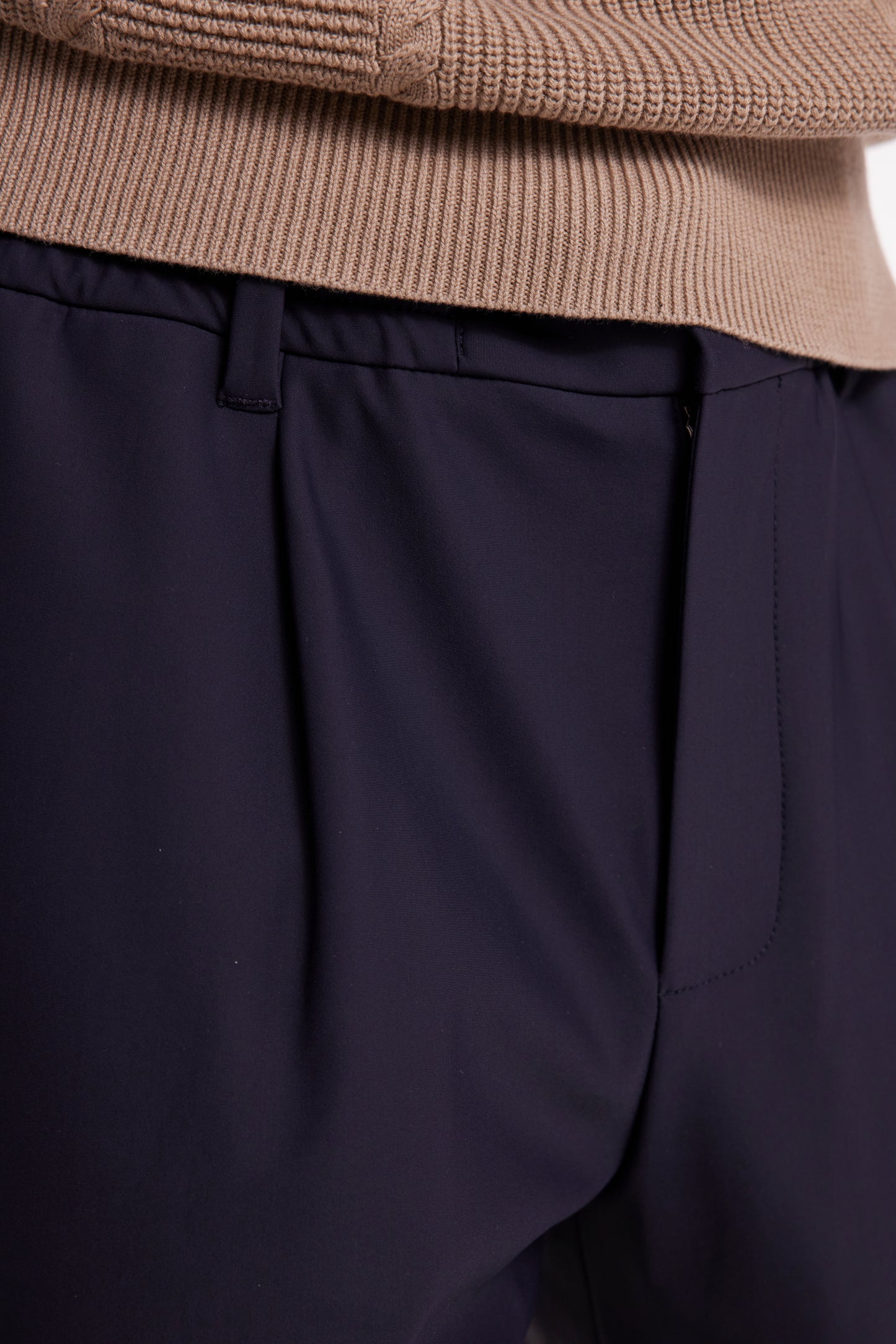 Pantalon à taille élastique en jersey technique marine coupe Modern