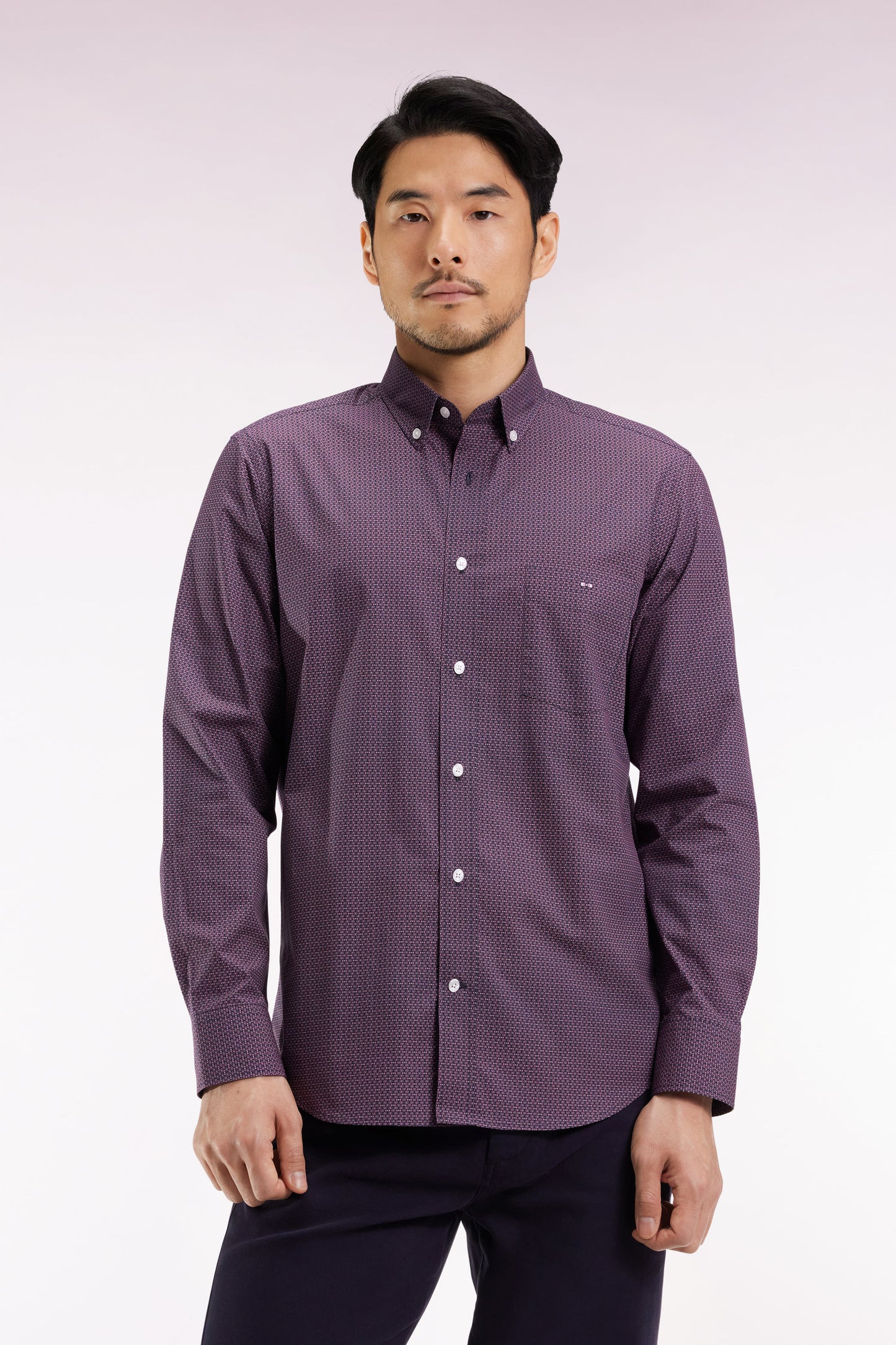 Cotton poplin shirt with navy micropatterns, straight cut