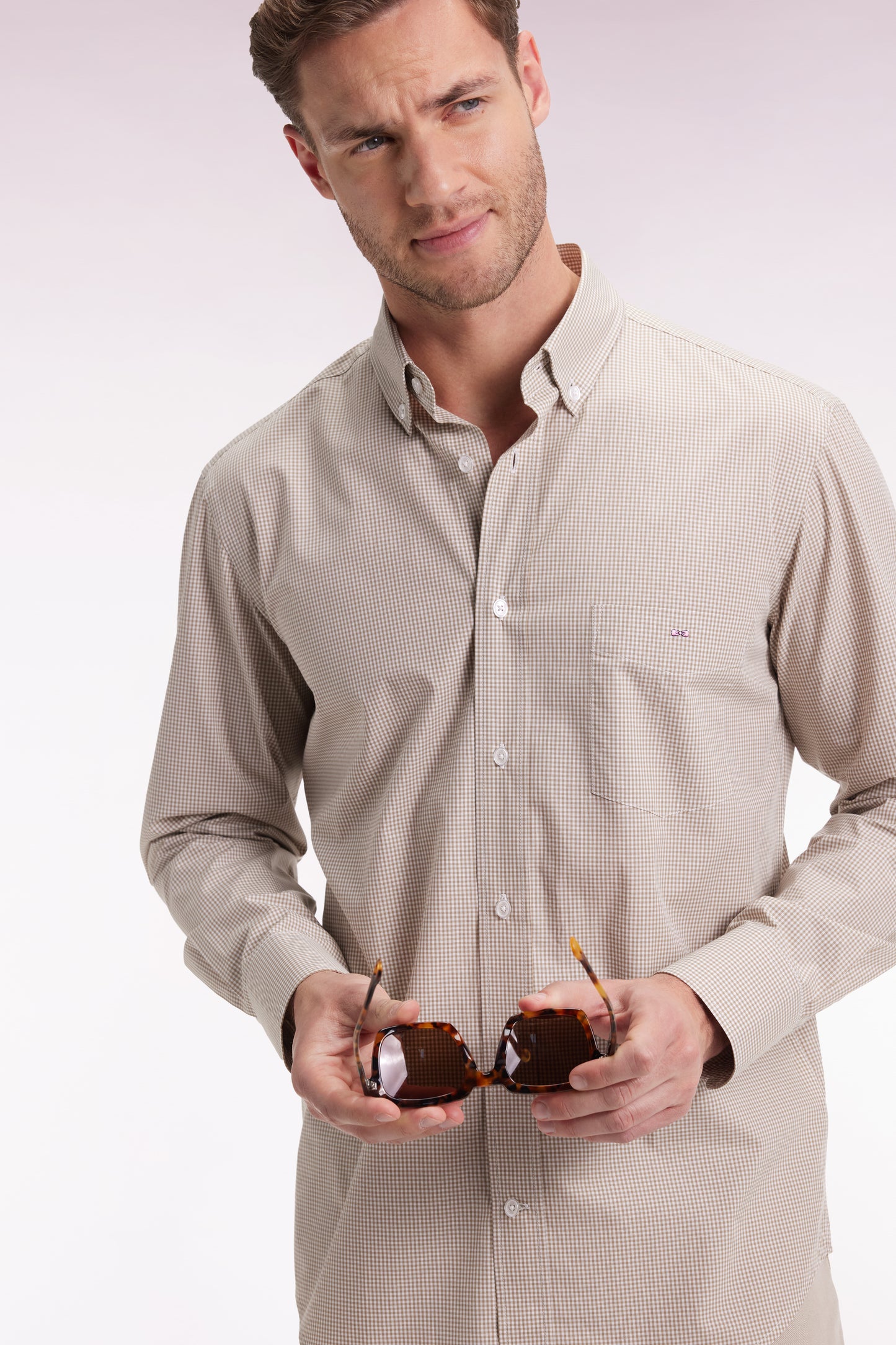 Chemise vichy en popeline de coton beige coupe droite