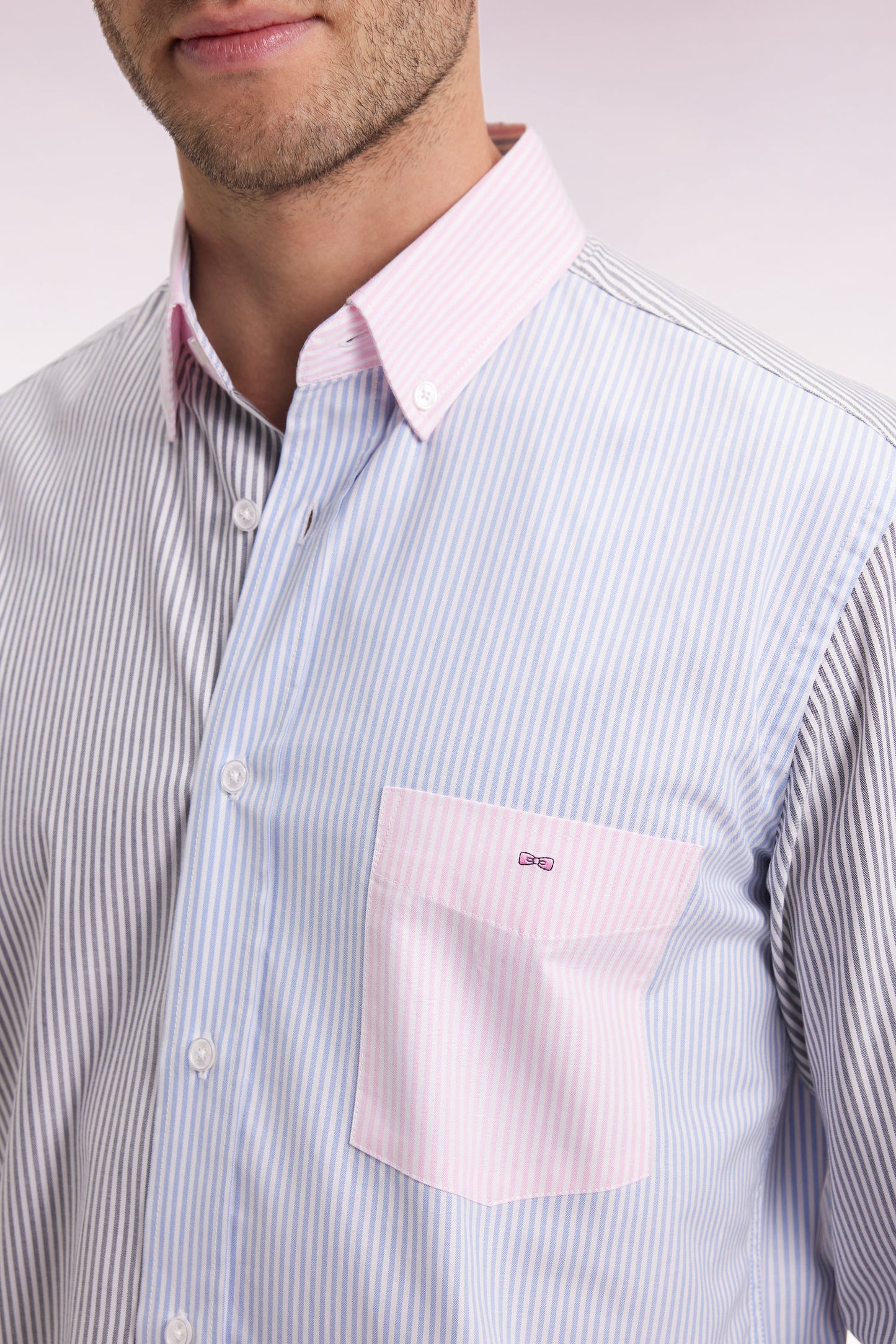 Chemise en twill de coton à rayures trois couleurs coupe droite