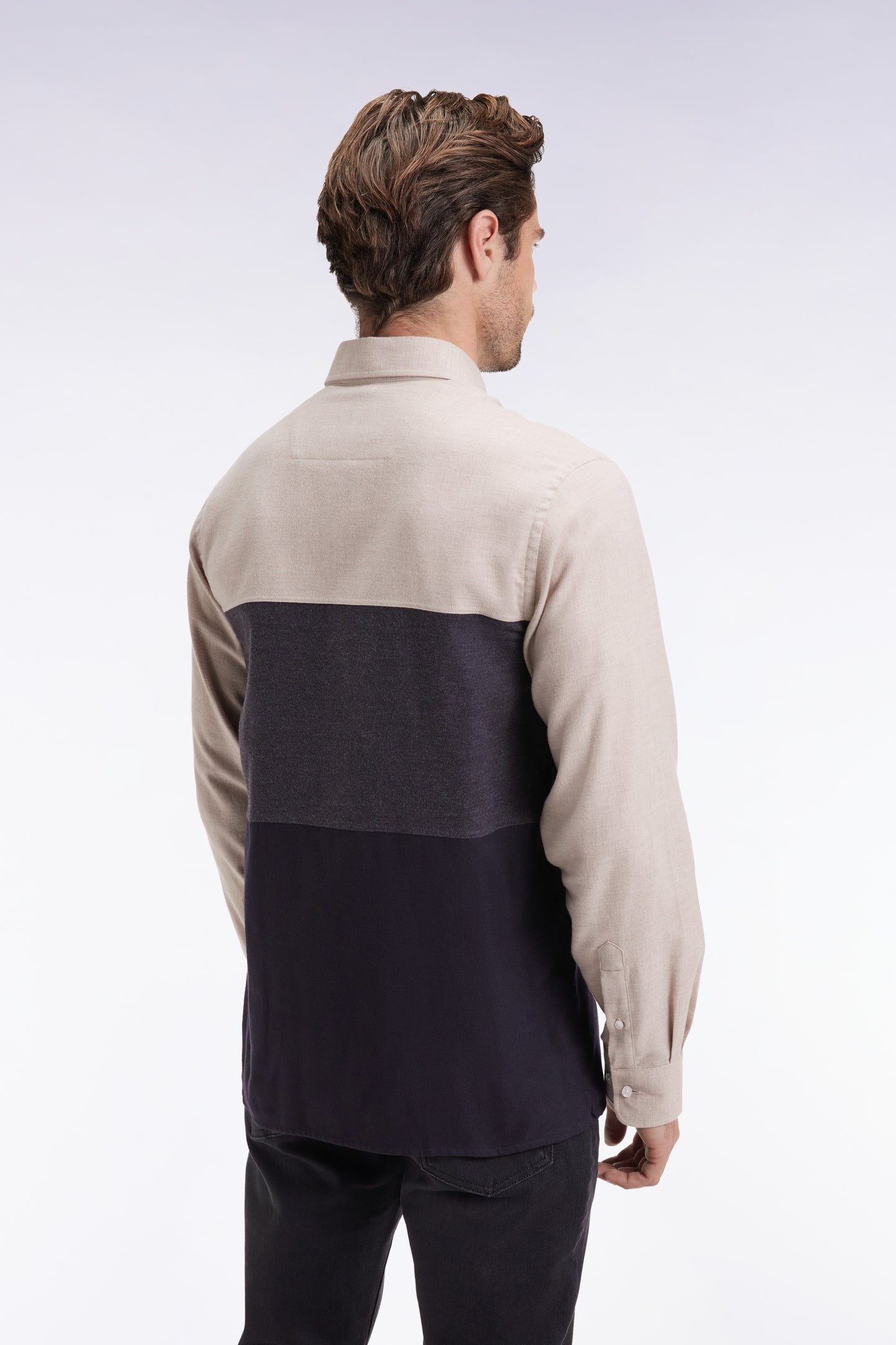 Chemise en flanelle tricolore marine et beige coupe droite