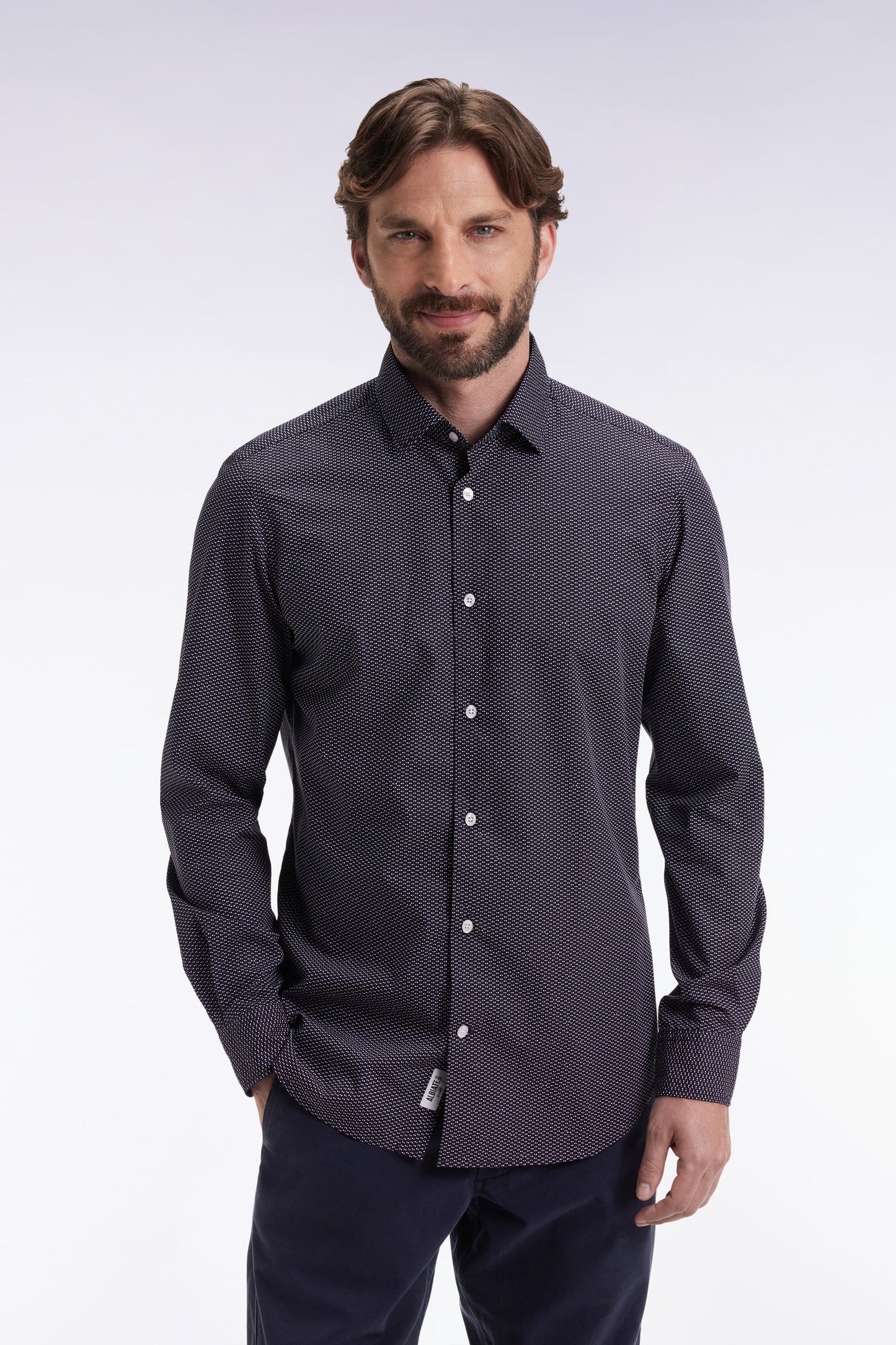 Chemise en coton à micro-motif pois rose coupe slim