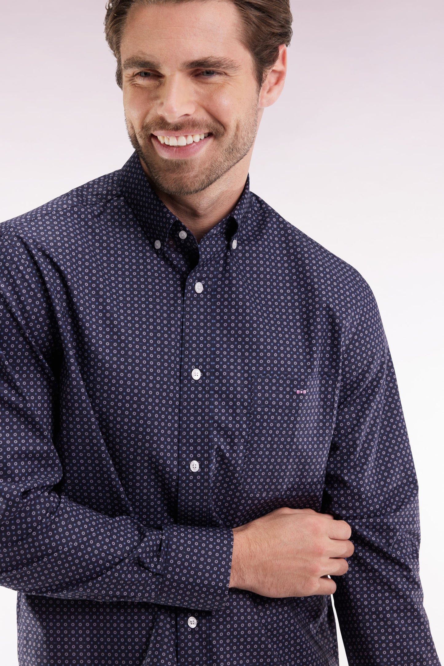 Straight-cut cotton shirt with navy micropatterns