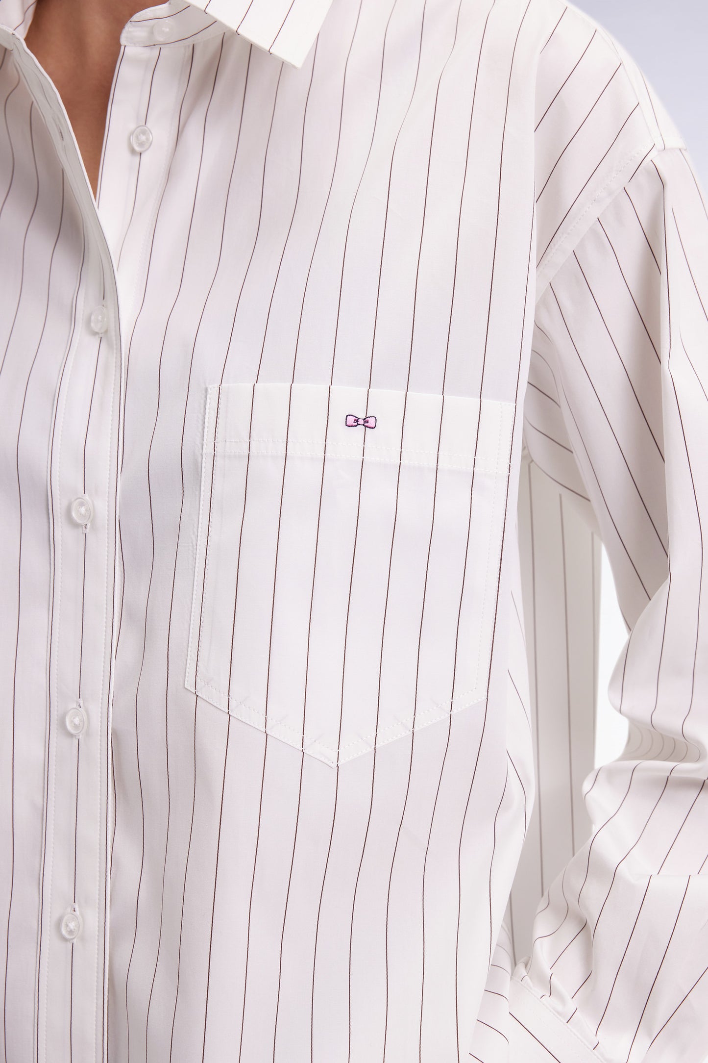 Chemise en popeline de coton blanche à rayures tennis coupe oversized