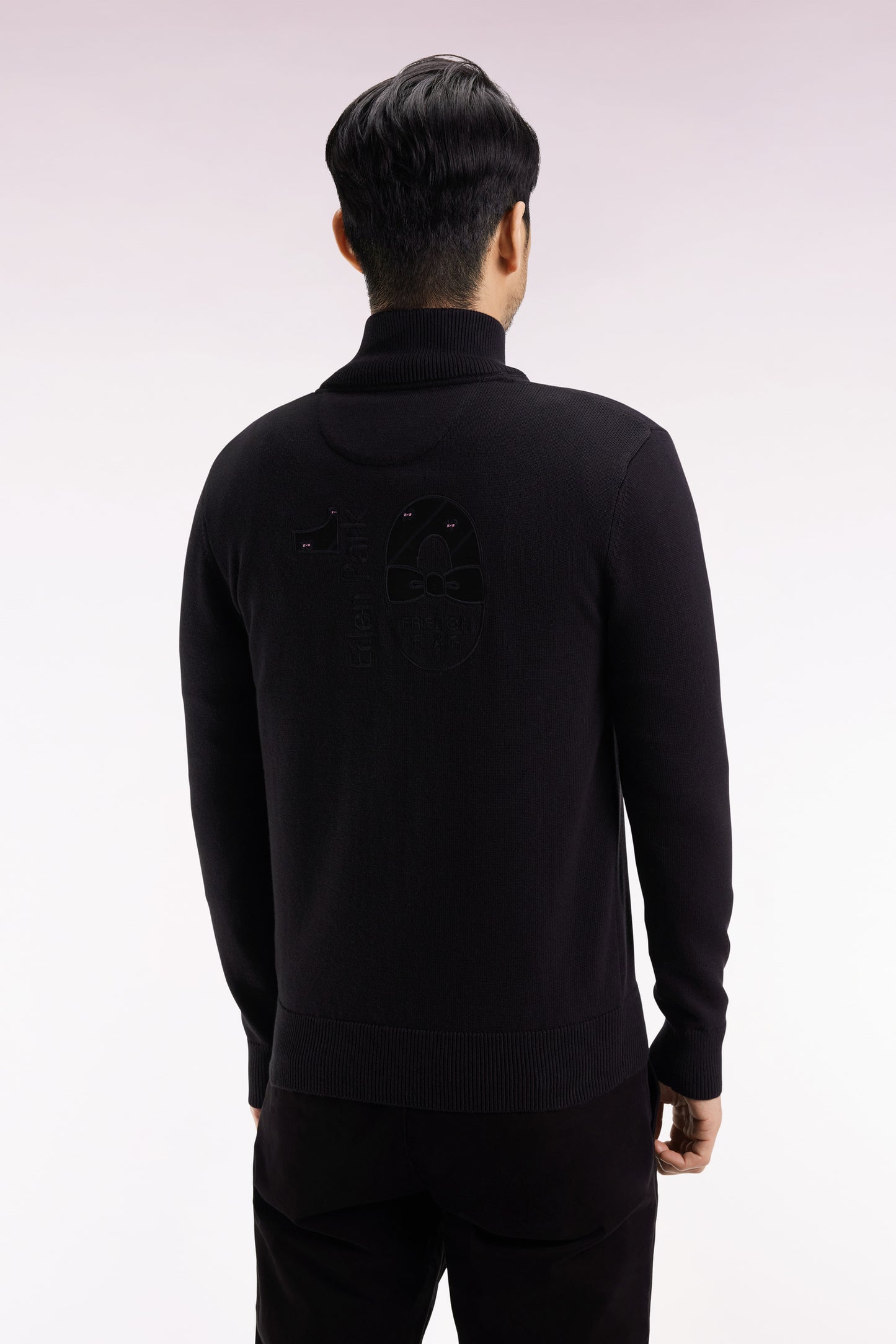 Cardigan zippé en coton noir coupe droite