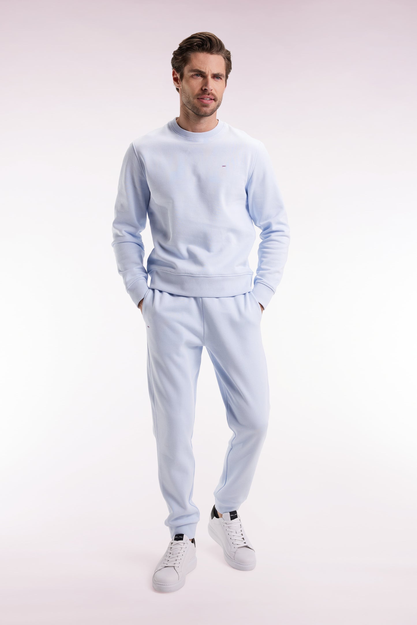 Jogging suit in sky-scratch fleece, straight cut
