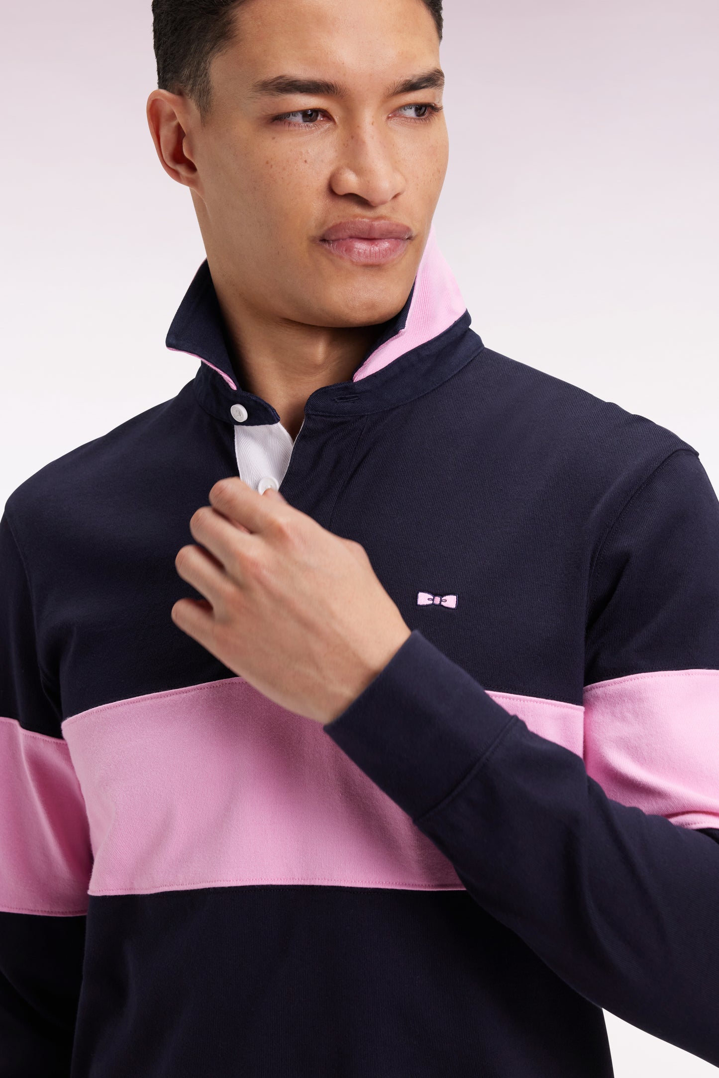 Maillot à manches longues en jersey épais marine broderie dos coupe droite