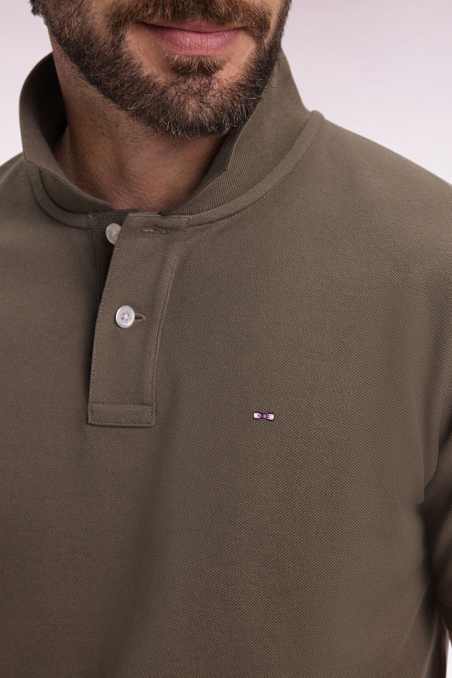 Polo manches courtes en coton Pima kaki coupe droite