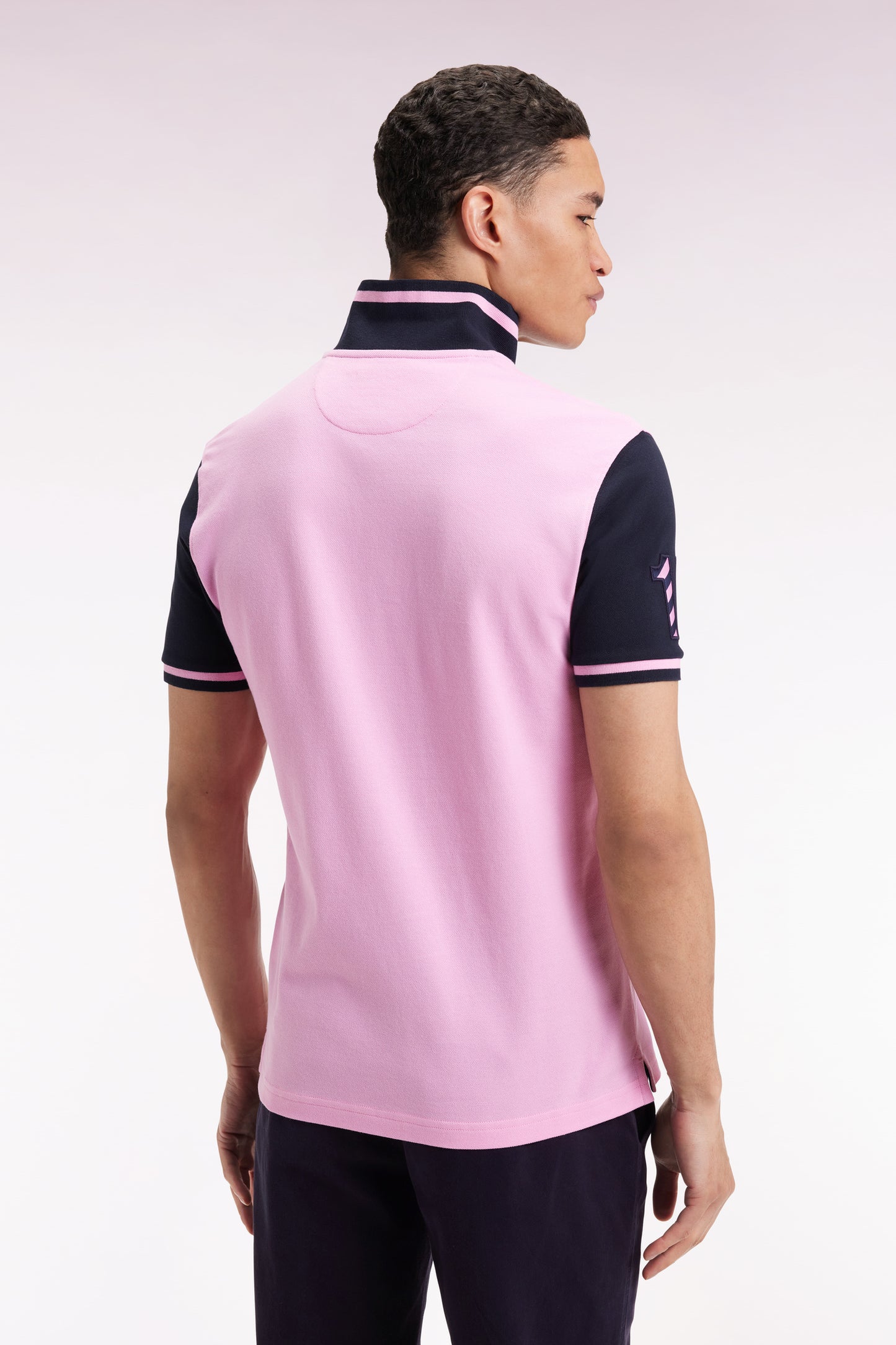 Polo bicolore à manches courtes en coton rose broderie 10
