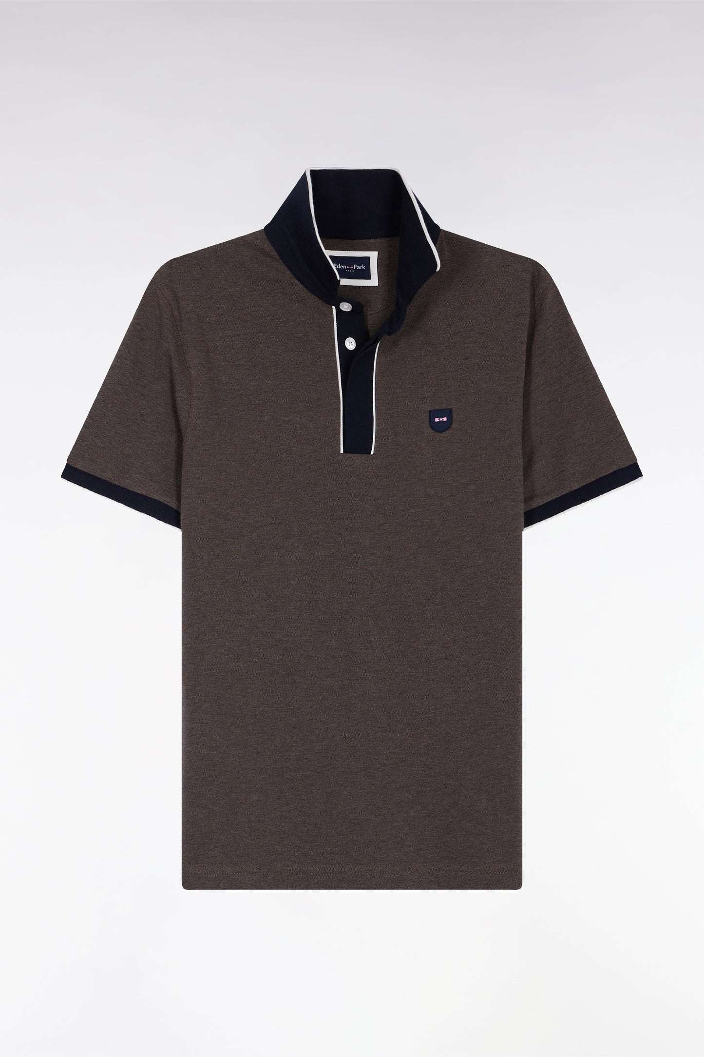 Short-sleeved polo shirt in brown stretch cotton piqué, slim fit