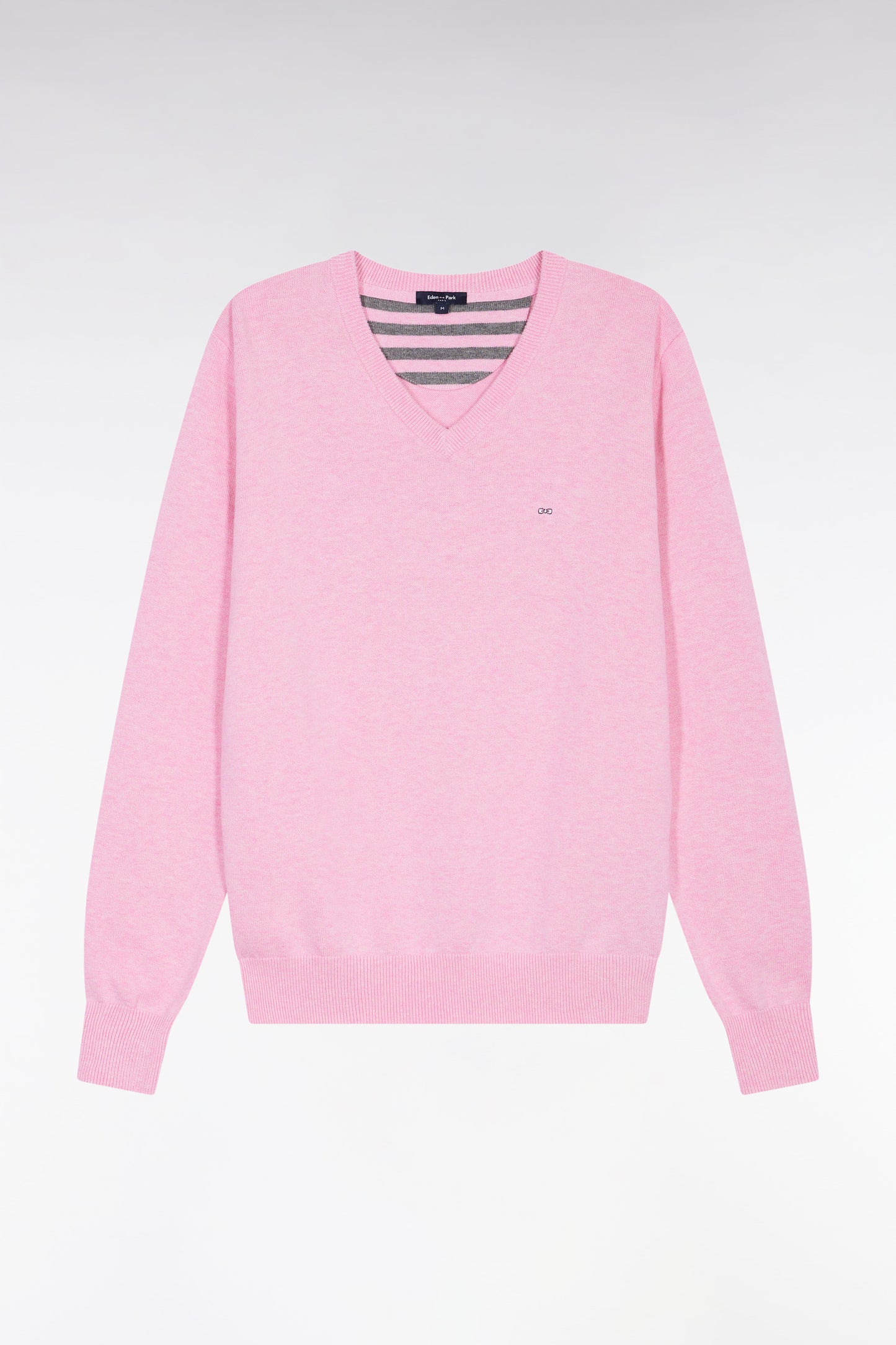 Pull col V en laine et coton rose