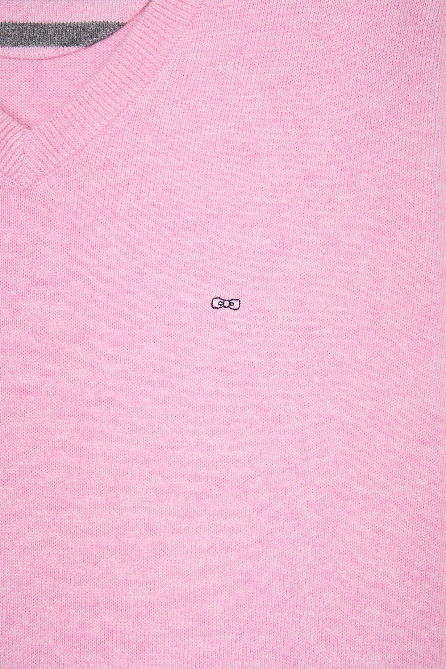 Pull col V en laine et coton rose