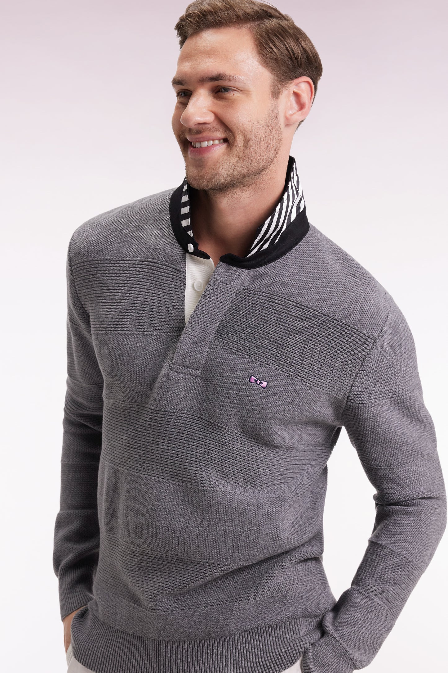Pull col maillot en coton gris à effet de rayure