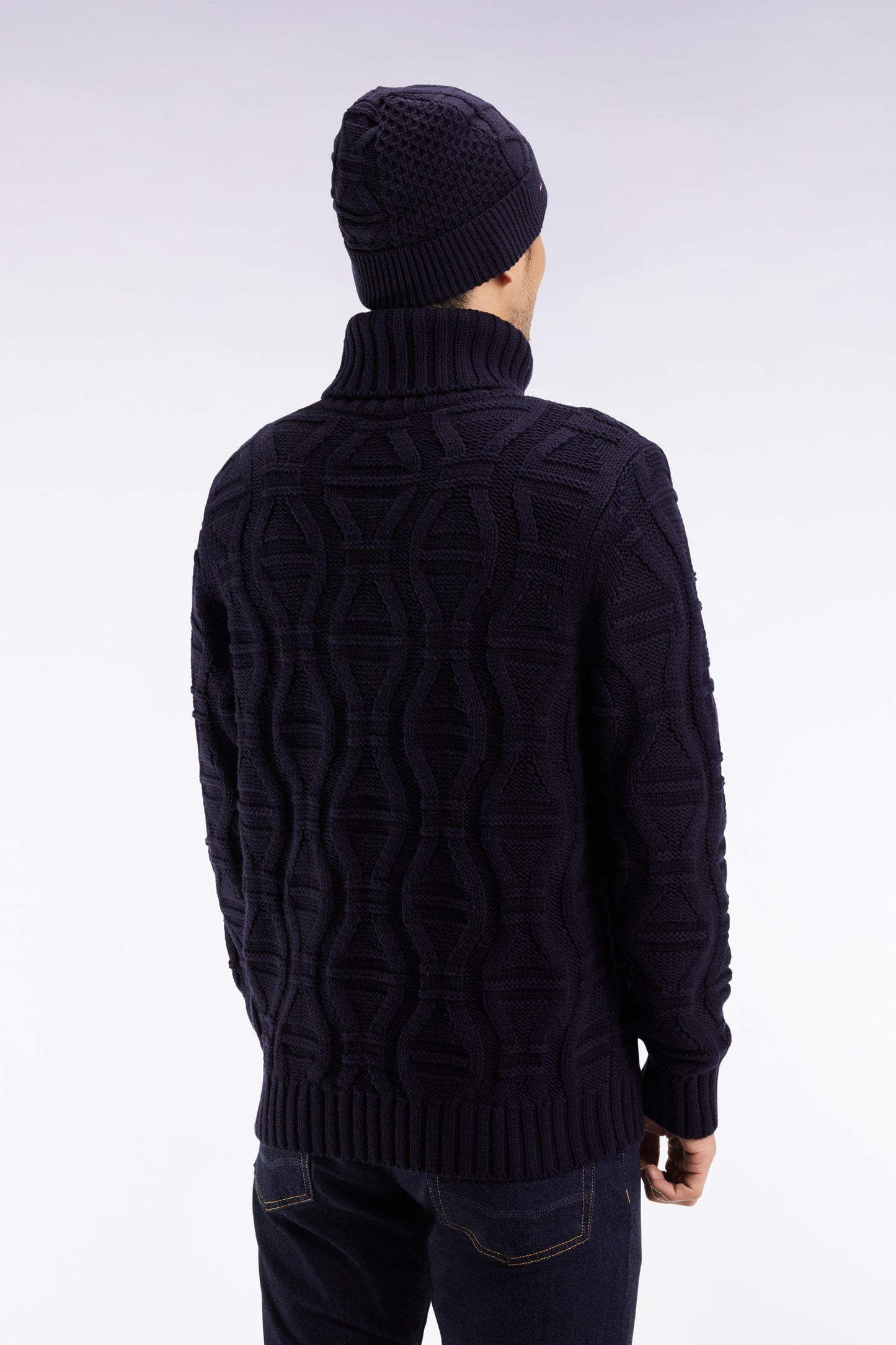 Pull épais à col roulé en laine et coton marine
