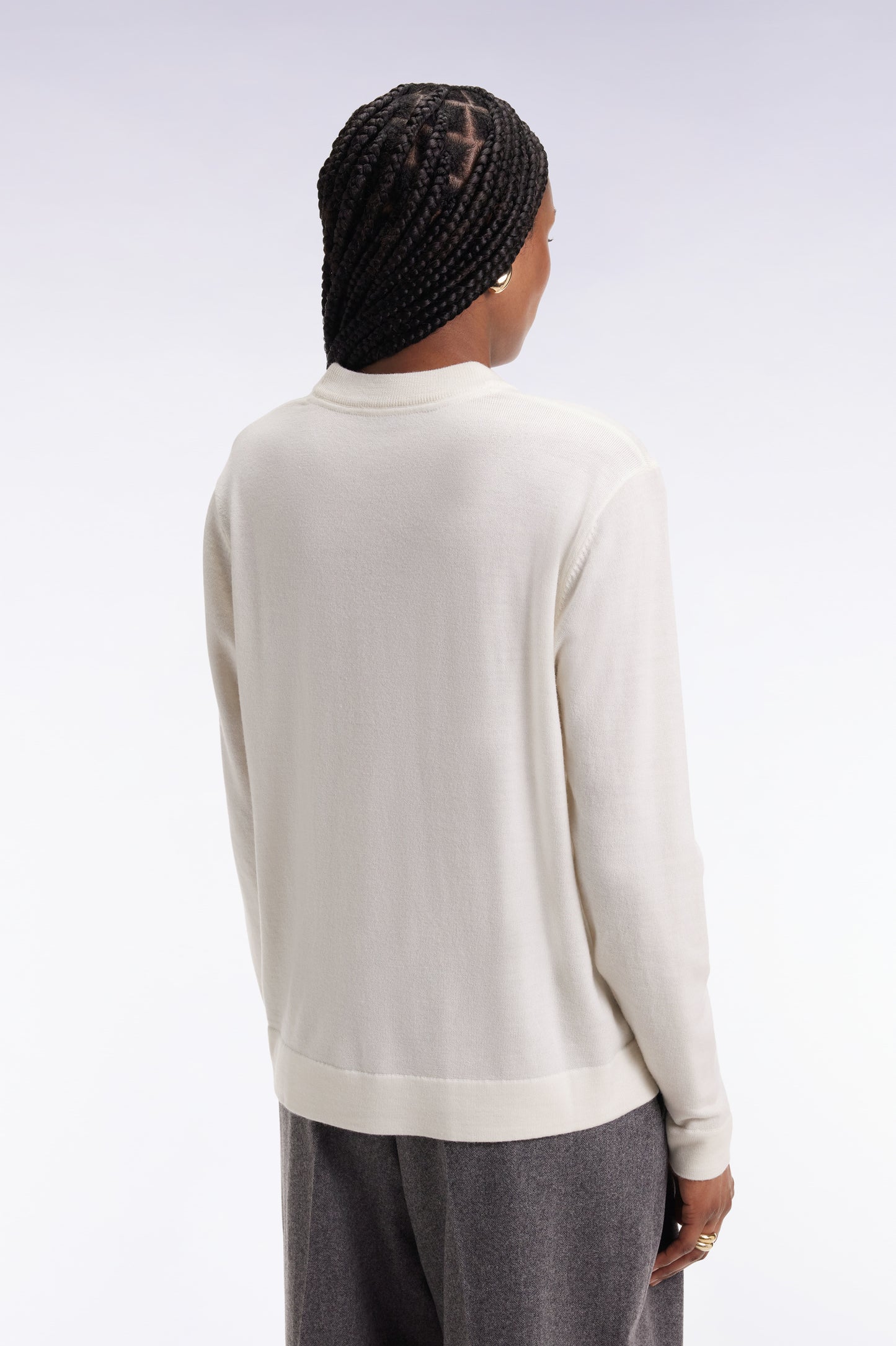 Pull à col rond en laine mérinos écru