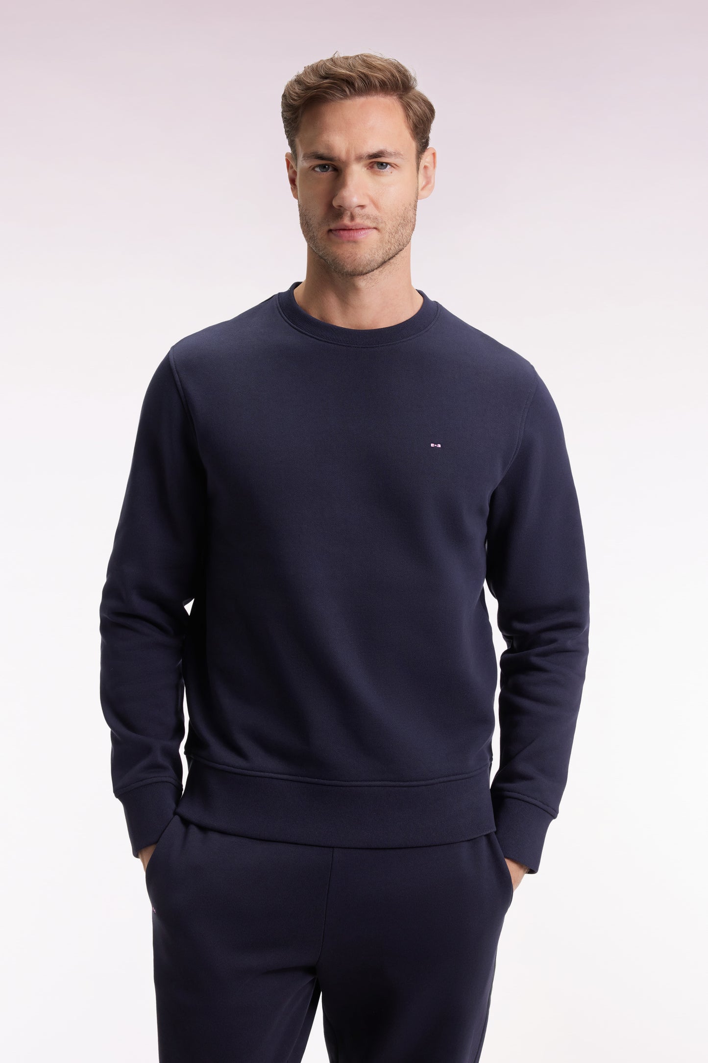 Sweatshirt à col rond en coton marine coupe droite