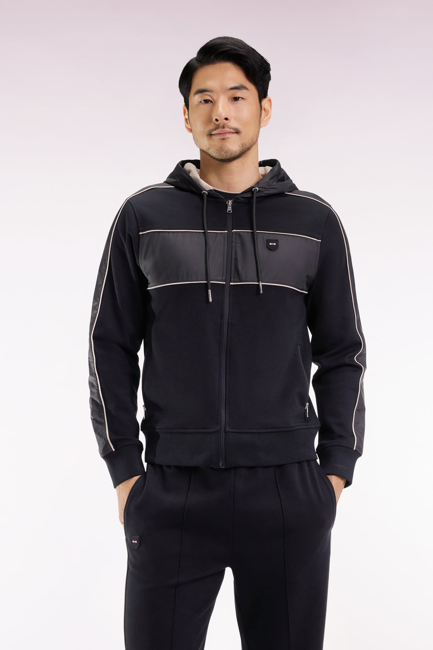 Sweatshirt zippé à capuche en molleton et nylon noir et beige