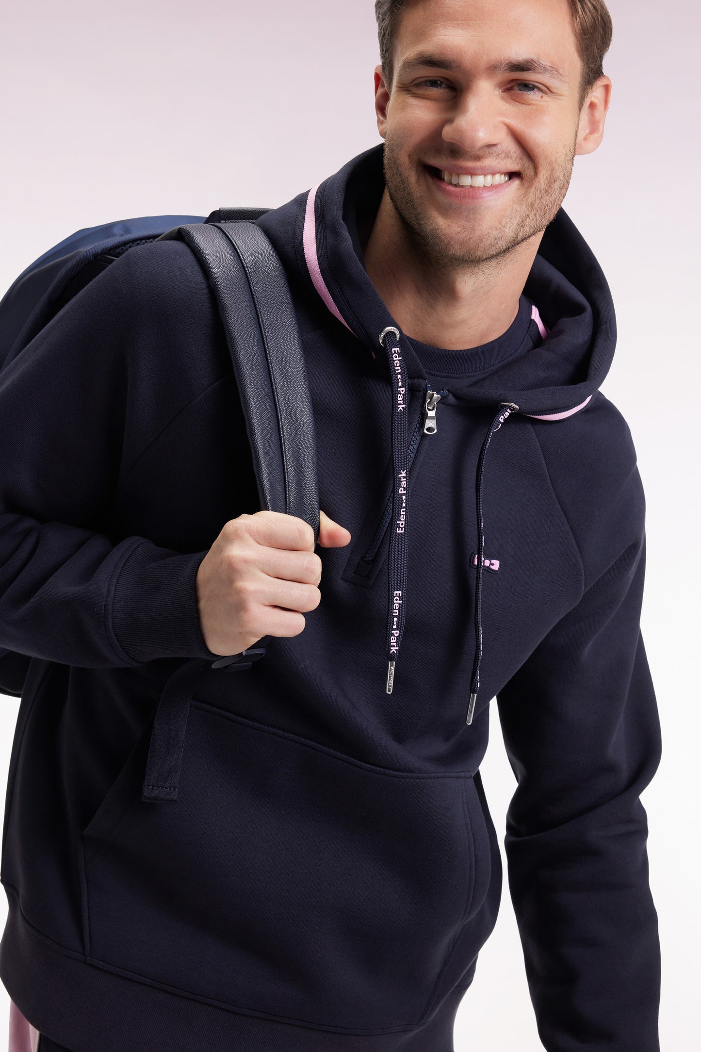 Sweatshirt à capuche en molleton coton mélangé marine coupe Relaxed