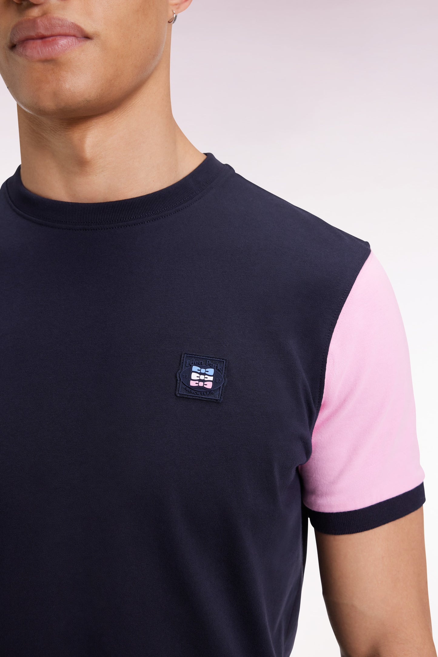 T-shirt à manches courtes contrastées en coton marine