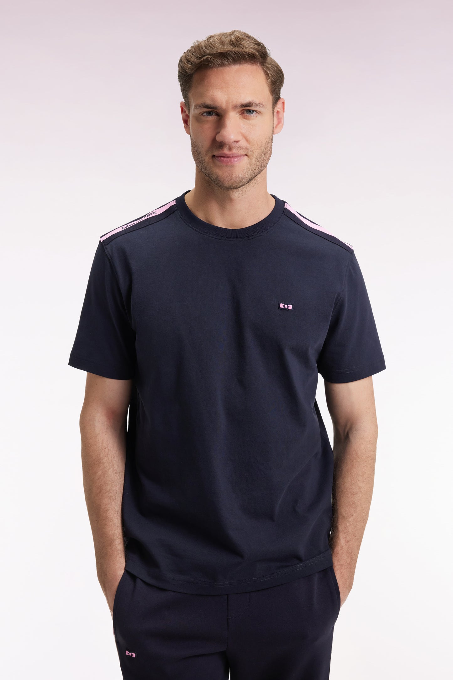 Short-sleeved T-shirt in navy cotton with shoulder stripes