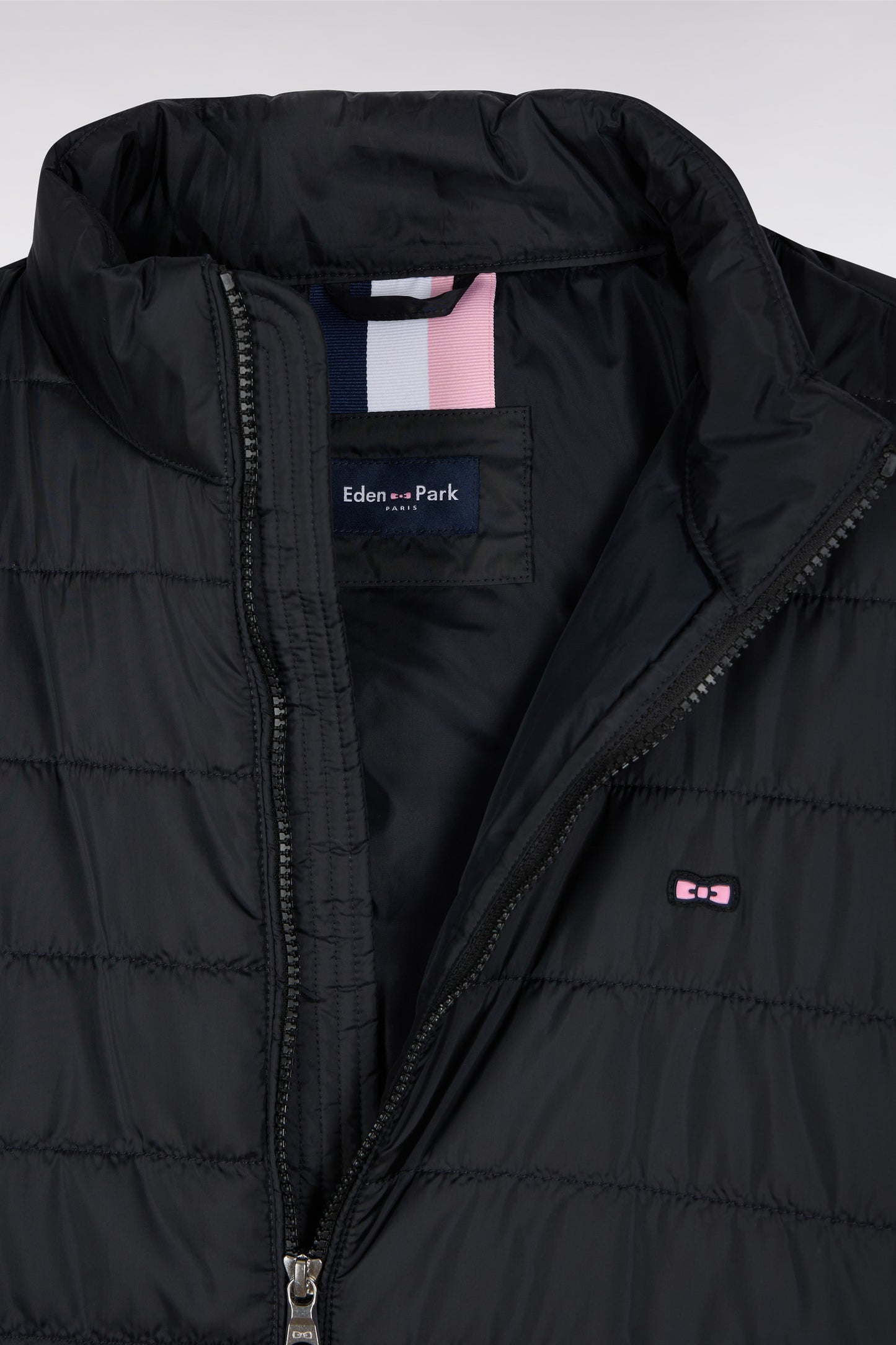 Doudoune en nylon matelassé noir à col montant