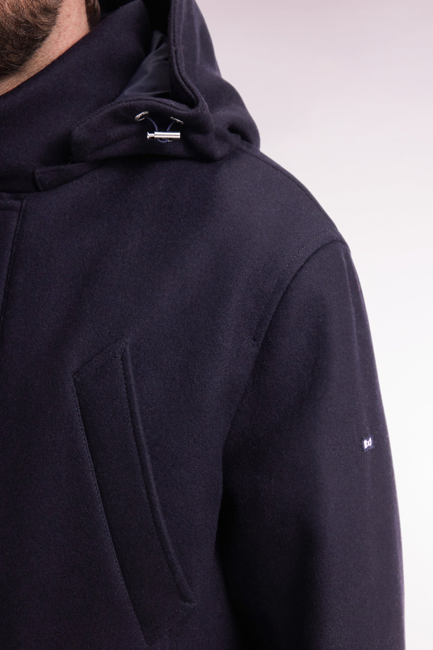 Parka courte en laine et cachemire marine capuche amovible