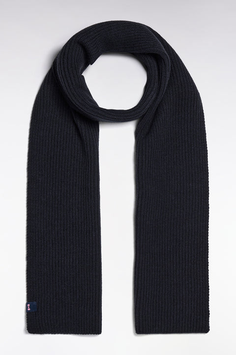 Navy fuzzy knit scarf - Image 1