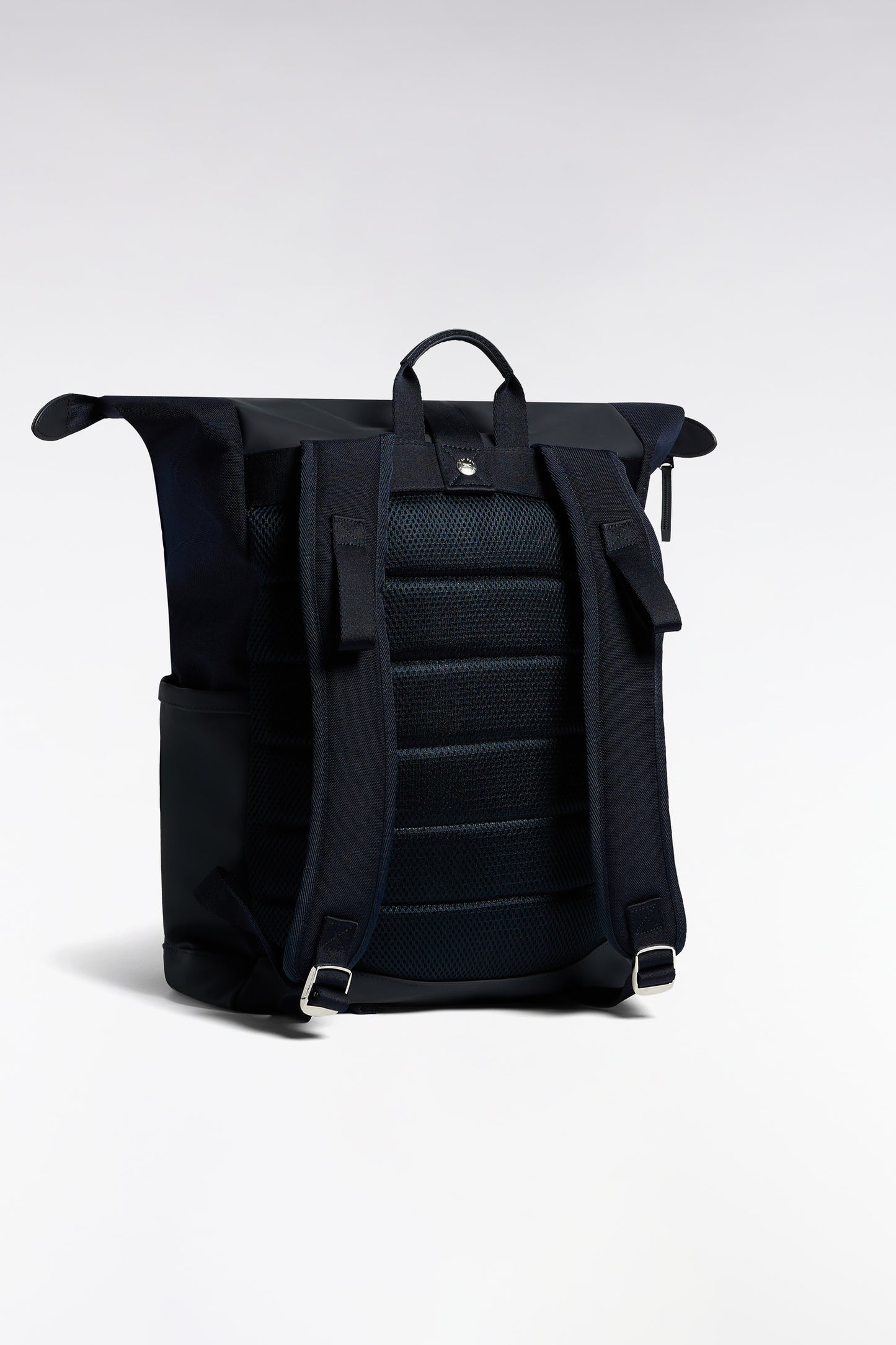 Sac à dos en nylon et gomme marine
