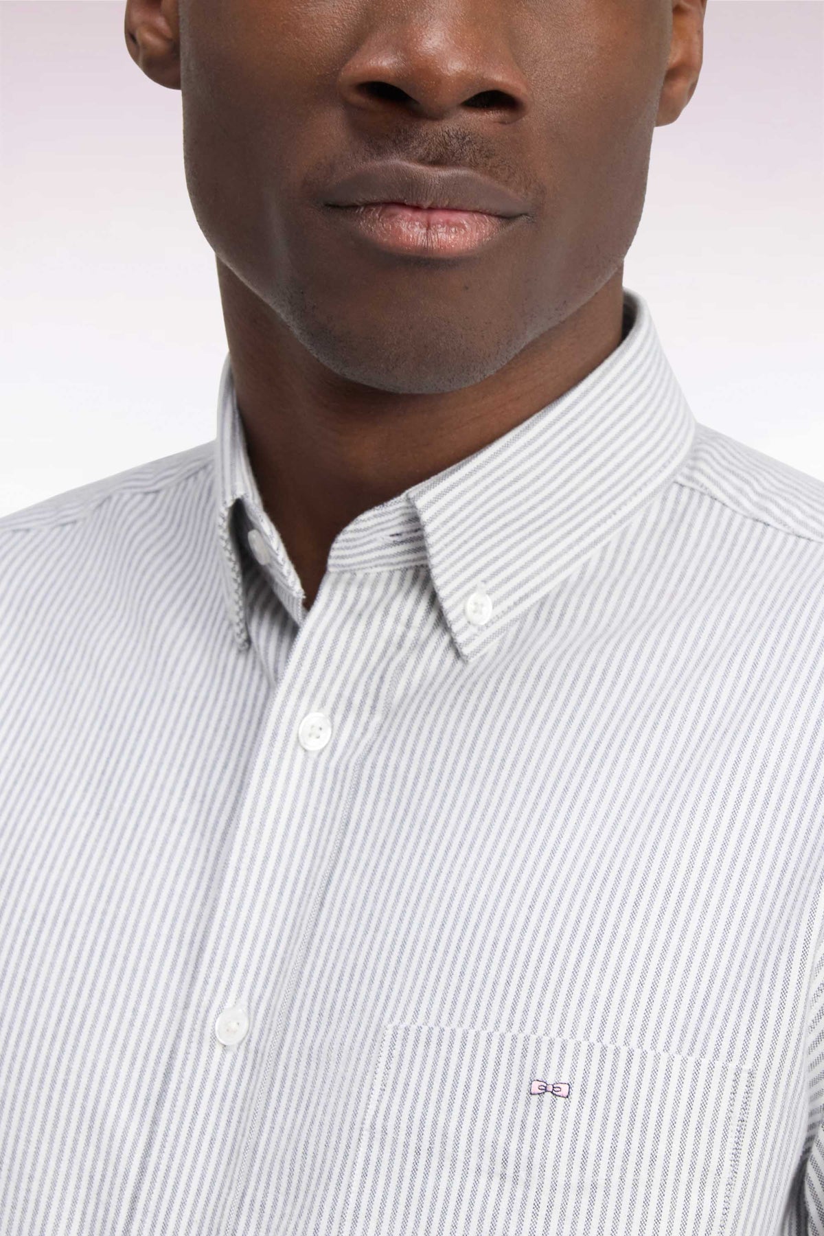 Chemise en coton à rayures bâtons marine coupe droite